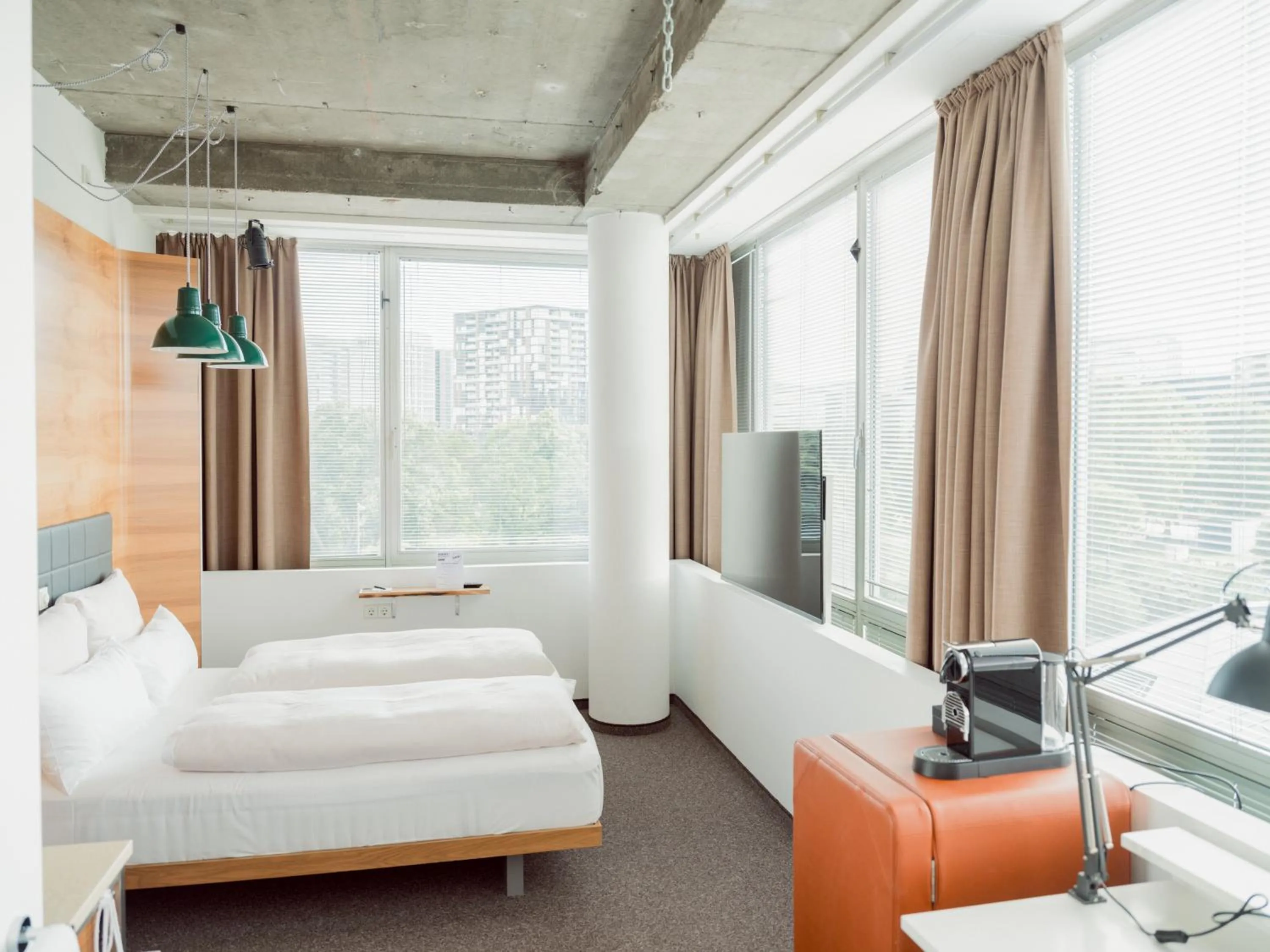 Bed in Hotel Daniel Vienna - Smart Lifestyle Near City Centre