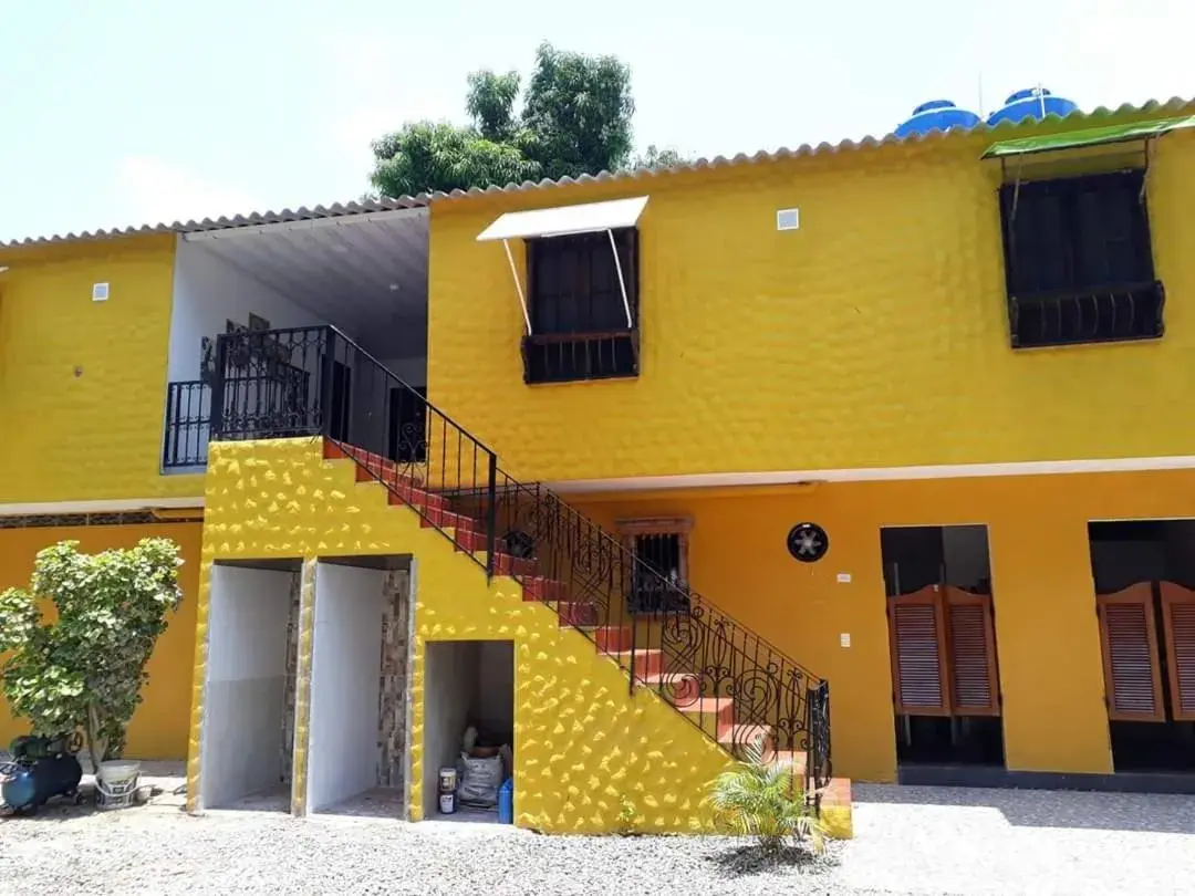 Twin Room with Private Bathroom in Hotel PalmaSol Twin Room with Private Bathroom in Hotel PalmaSol