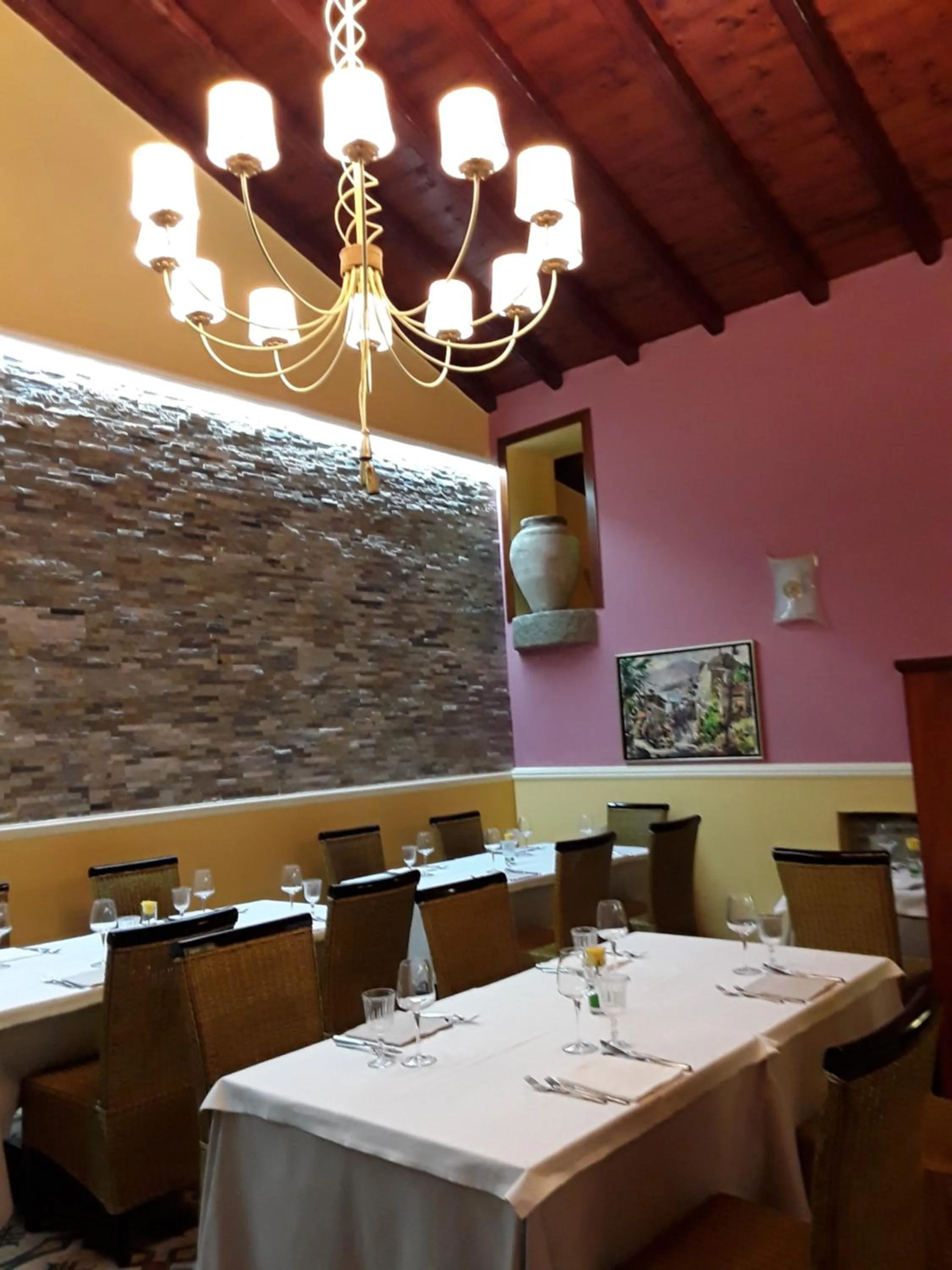 Restaurant/places to eat in Al Castello B&B