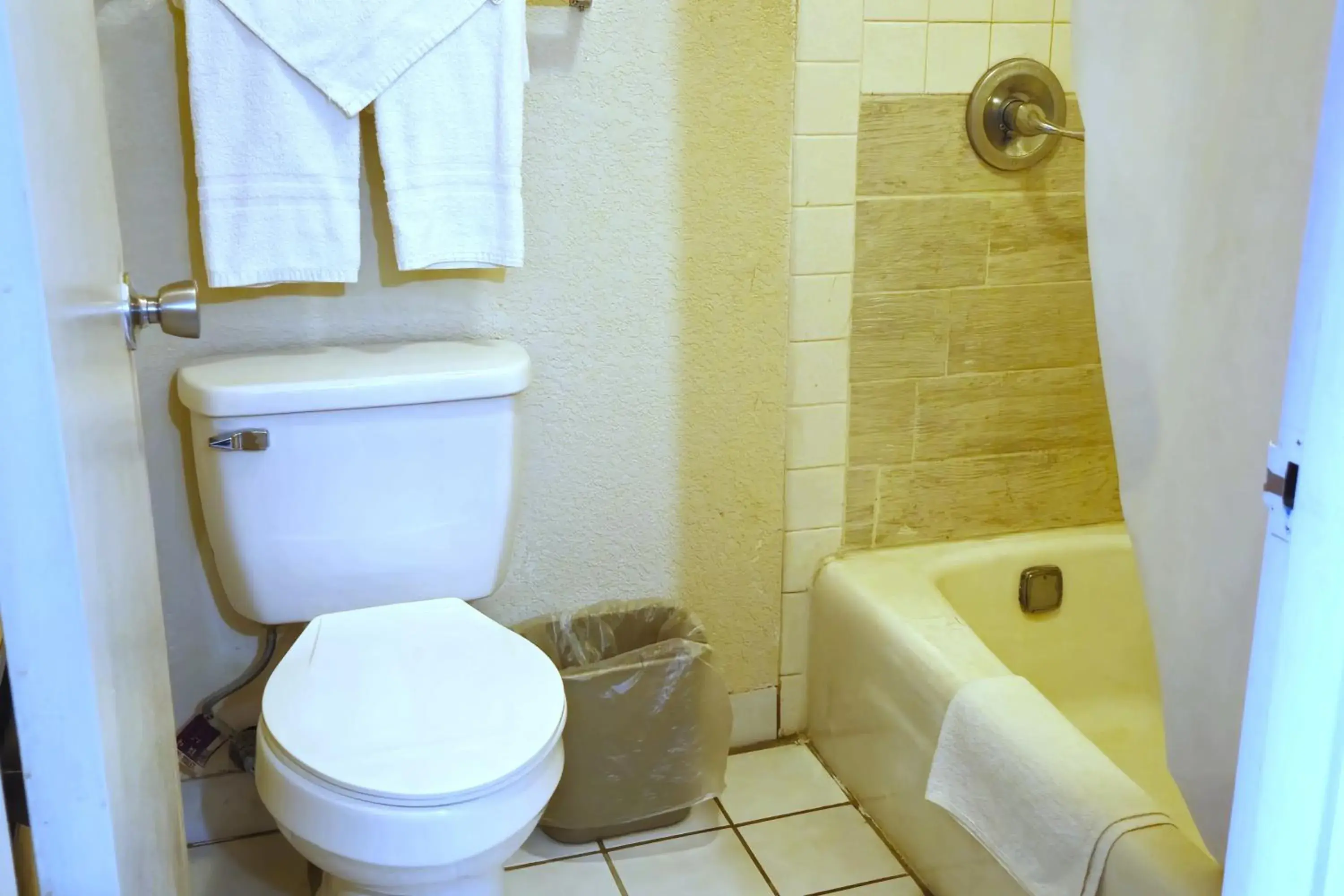 Bathroom in River Valley Inn and Suites Bathroom in River Valley Inn and Suites