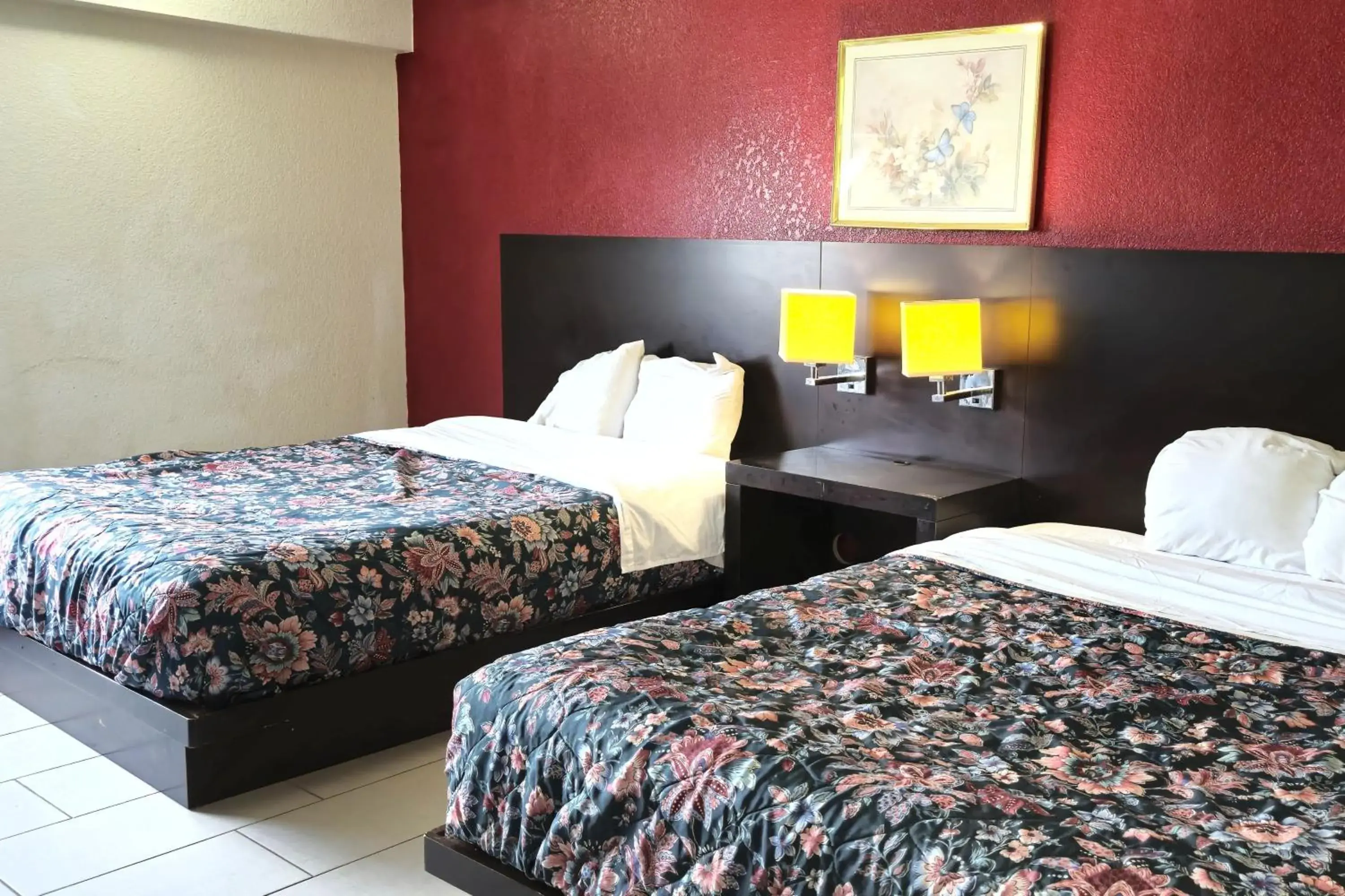 Bedroom, Bed in River Valley Inn and Suites Bedroom, Bed in River Valley Inn and Suites