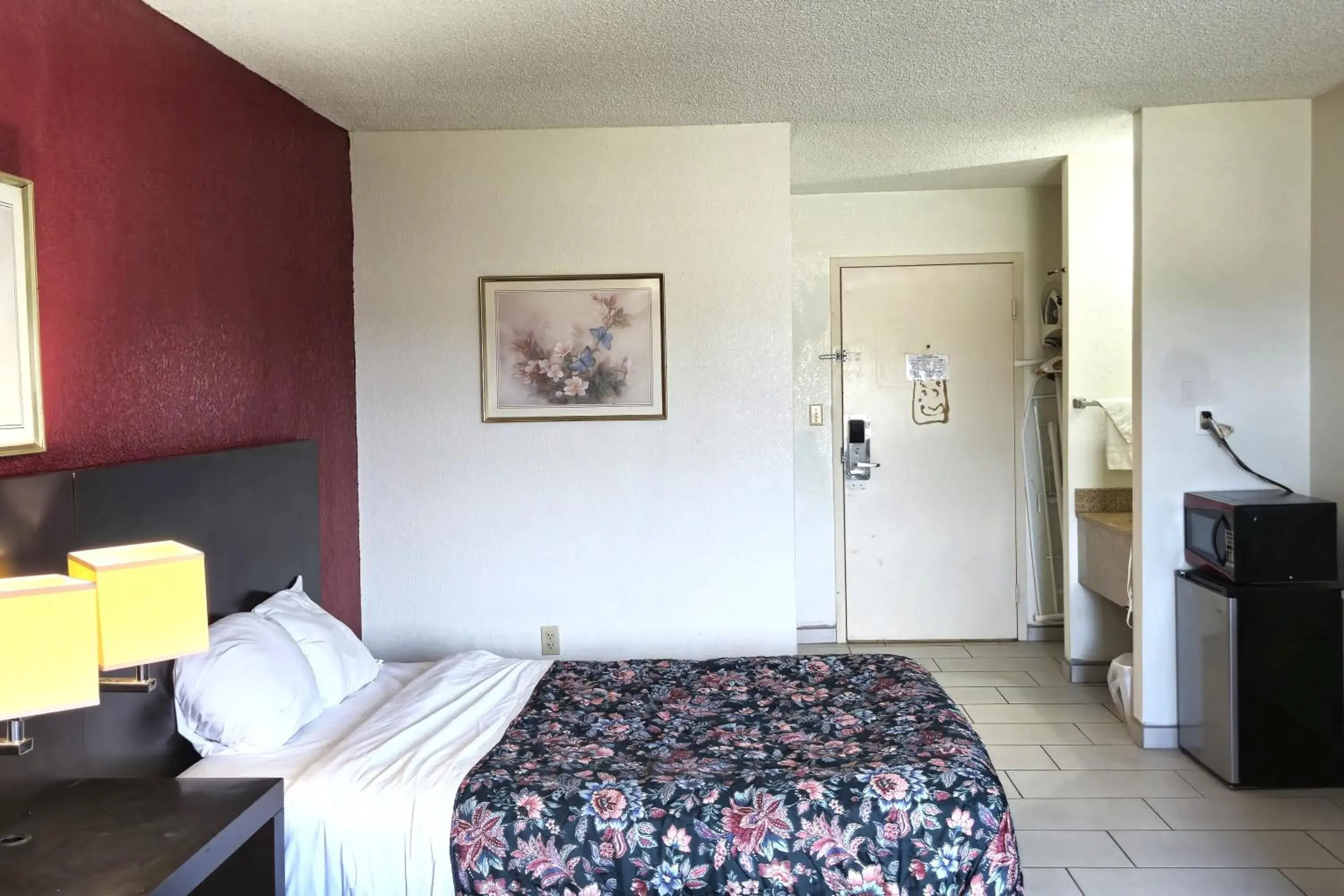 Bedroom, Bed in River Valley Inn and Suites Bedroom, Bed in River Valley Inn and Suites