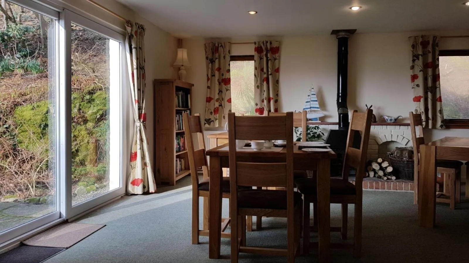 Dining area in The Old Cottage