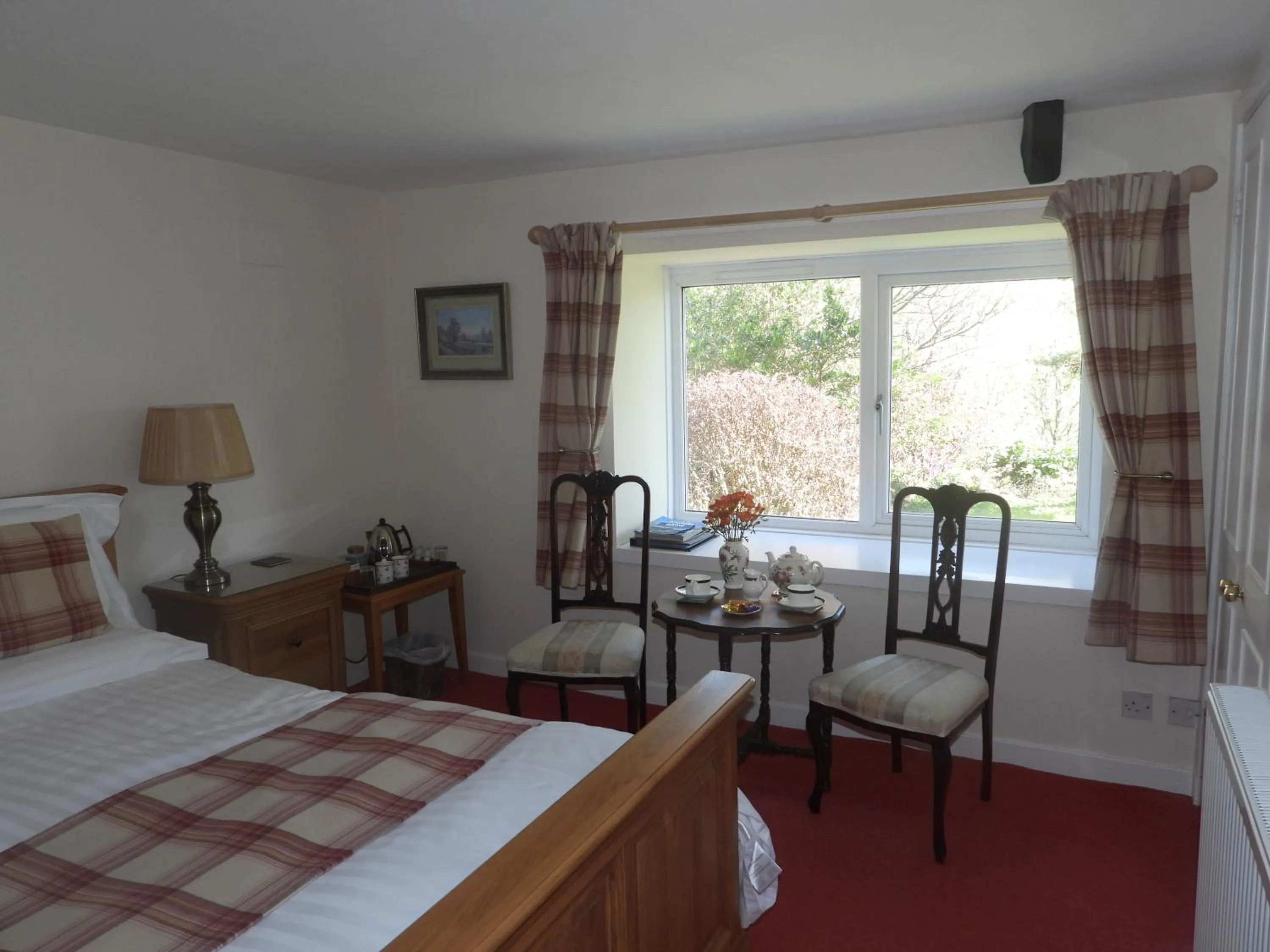 Bedroom, Bed in The Old Cottage
