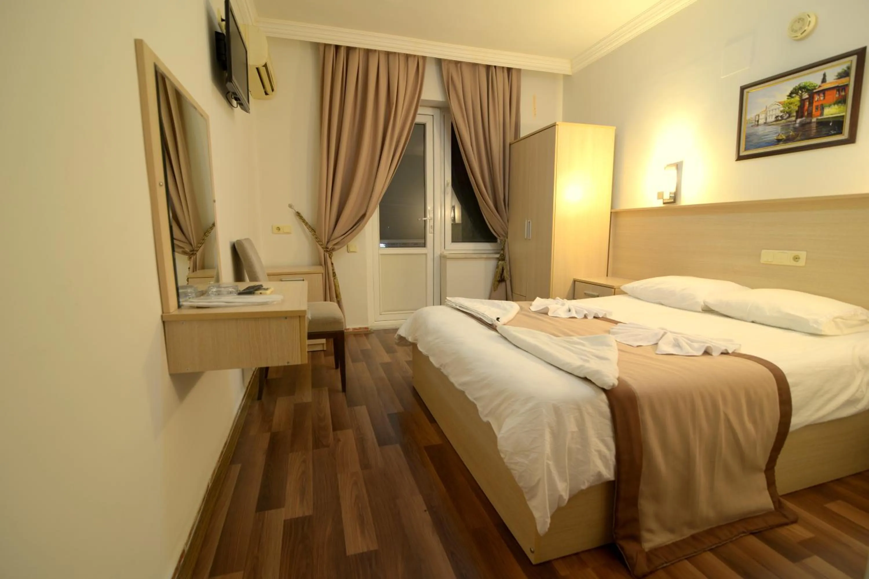 Photo of the whole room in Dalyan Hotel Caria Royal