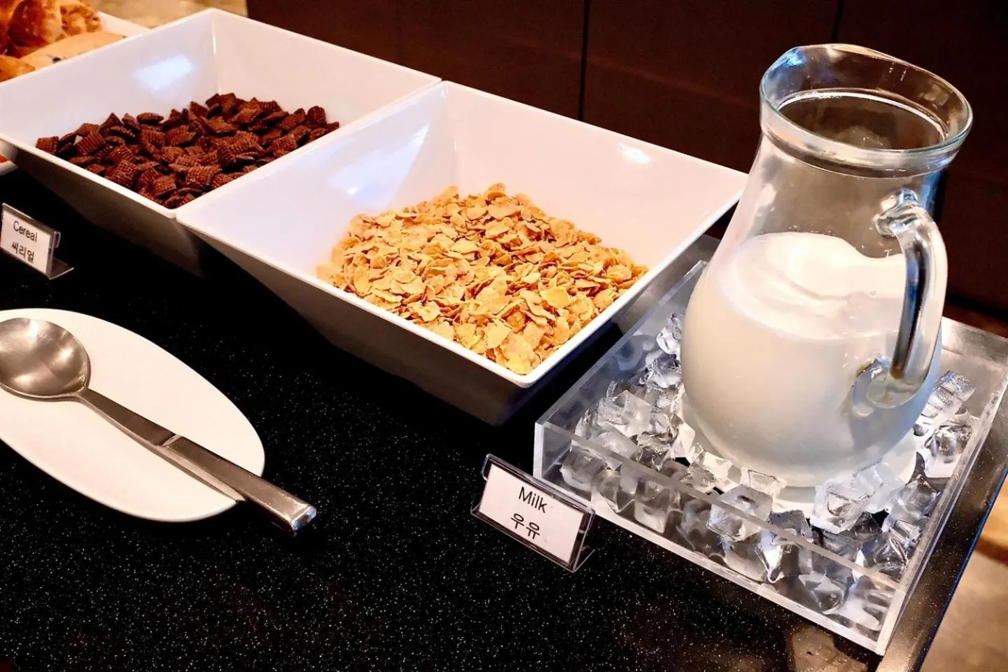 Food and drinks in 호텔 인썸니아 Hotel Insomnia 失眠酒店