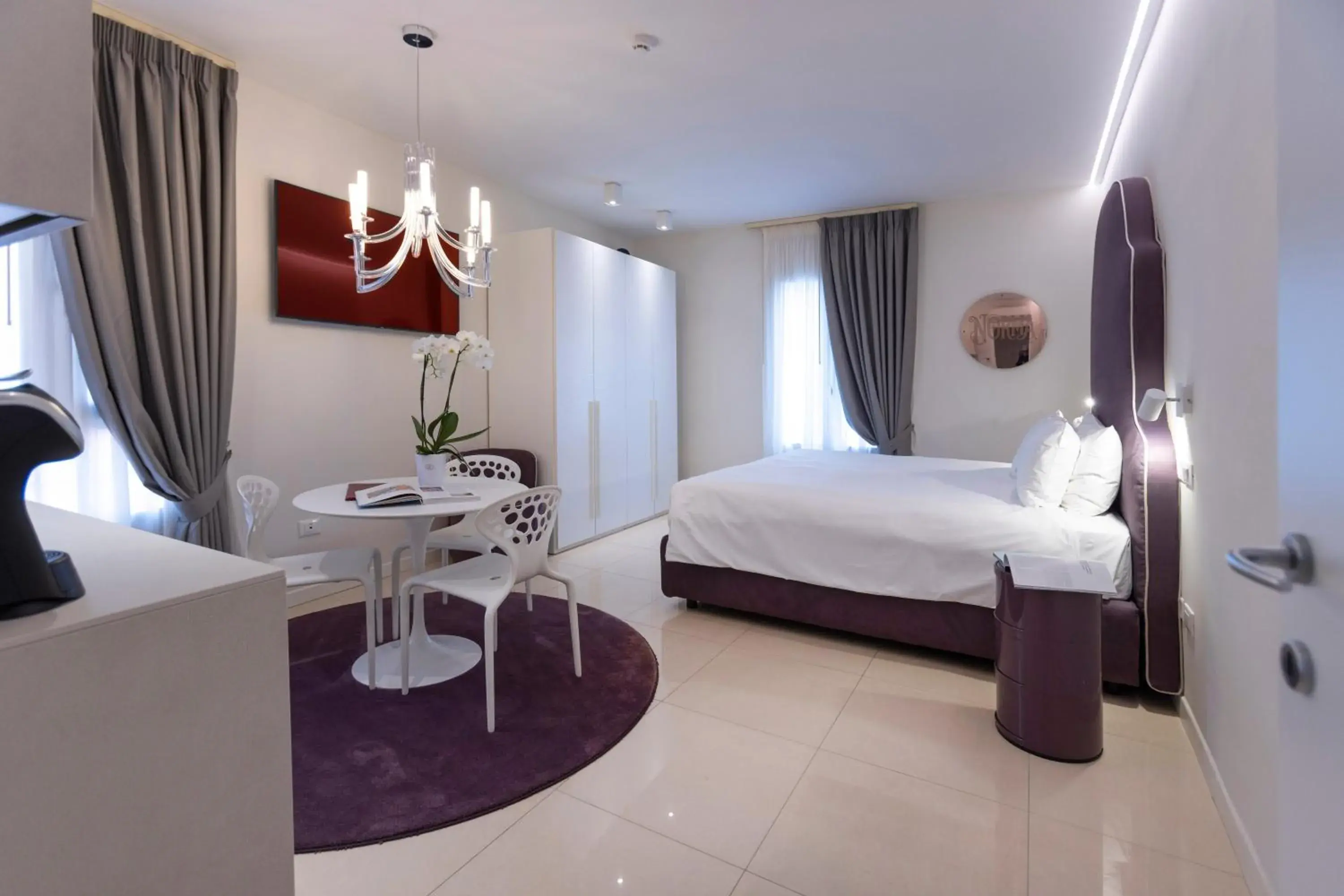 Photo of the whole room, Bed in Opera Relais De Charme - Aparthotel Photo of the whole room, Bed in Opera Relais De Charme - Aparthotel