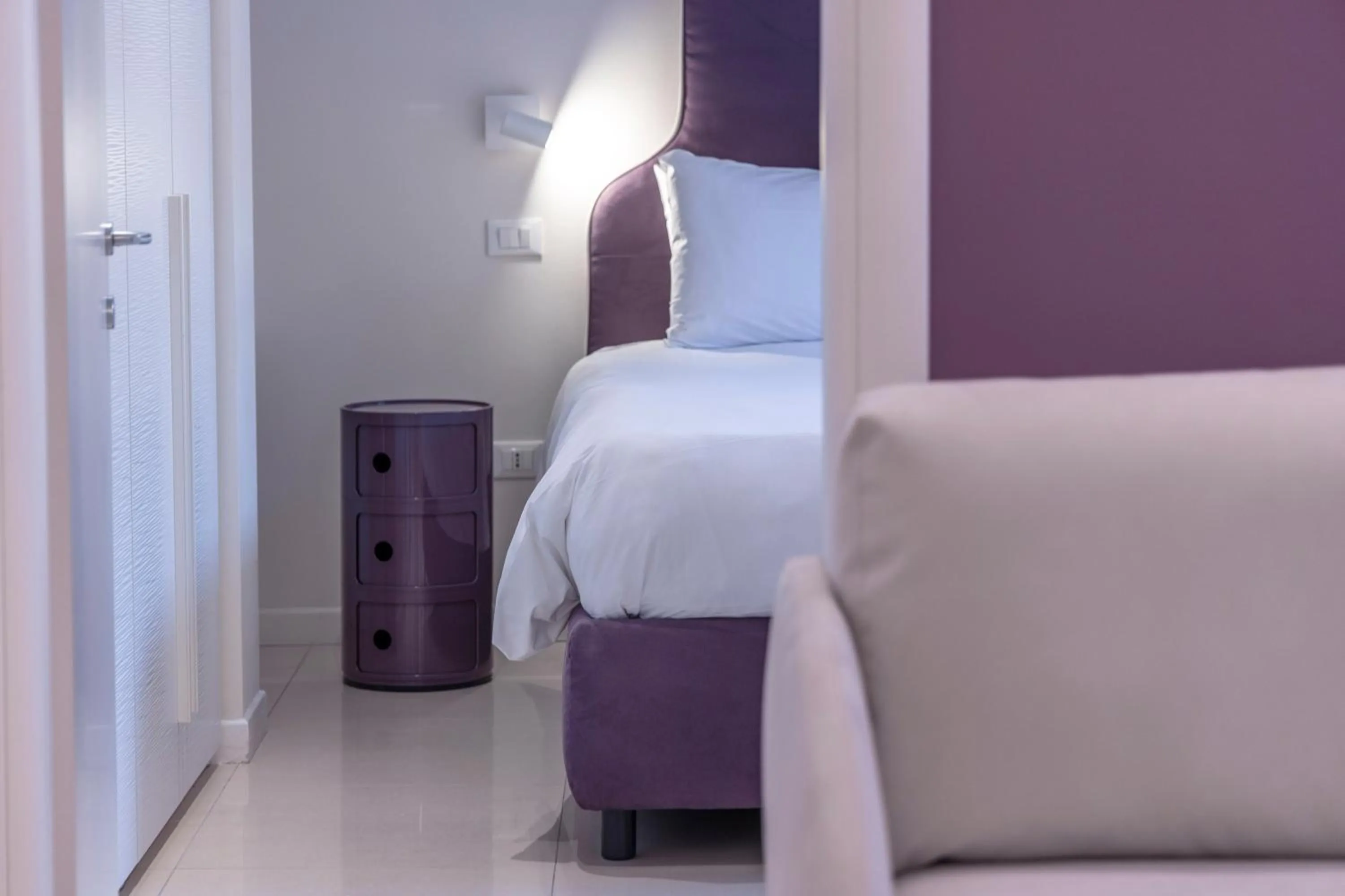 Photo of the whole room, Bed in Opera Relais De Charme - Aparthotel