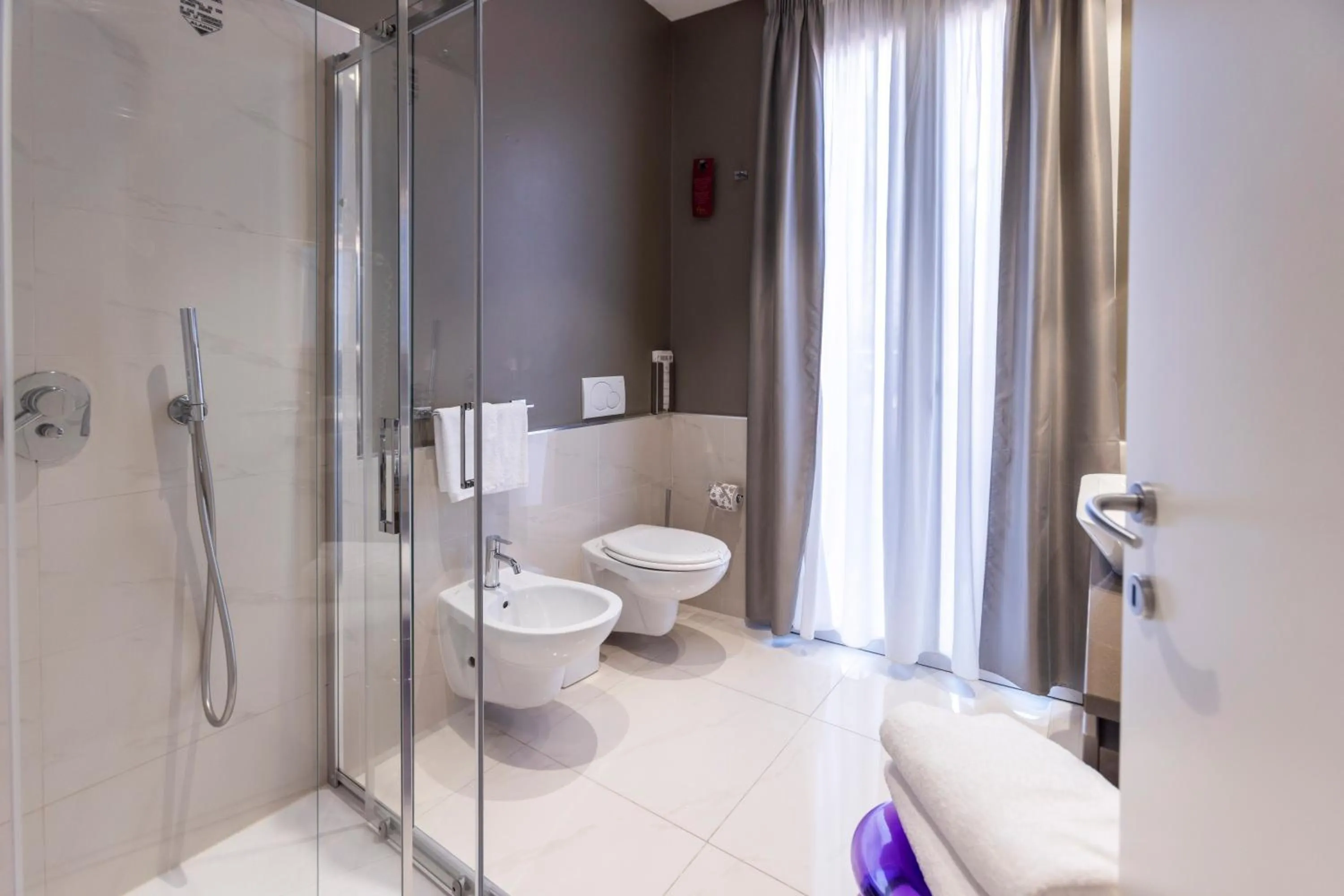 Bathroom in Opera Relais De Charme - Aparthotel