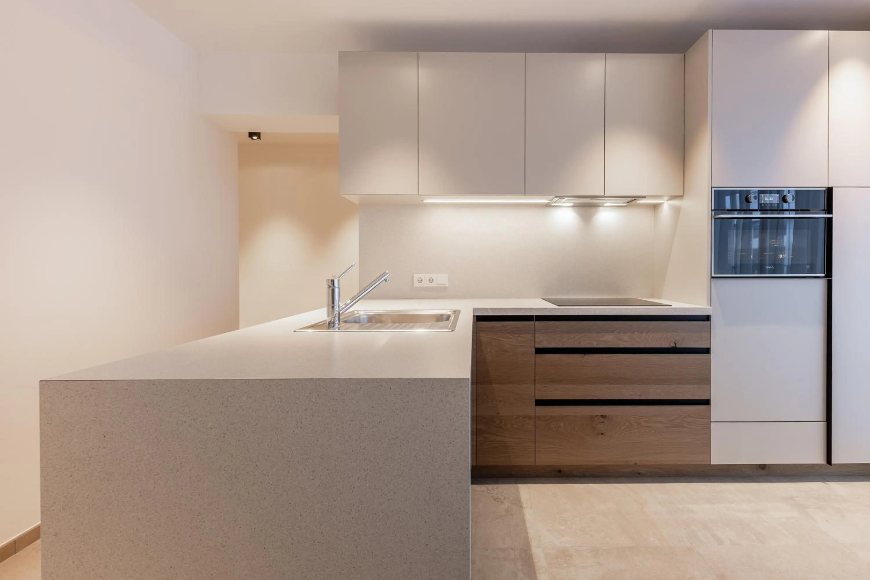 Kitchen or kitchenette in Max Mountain Apartments