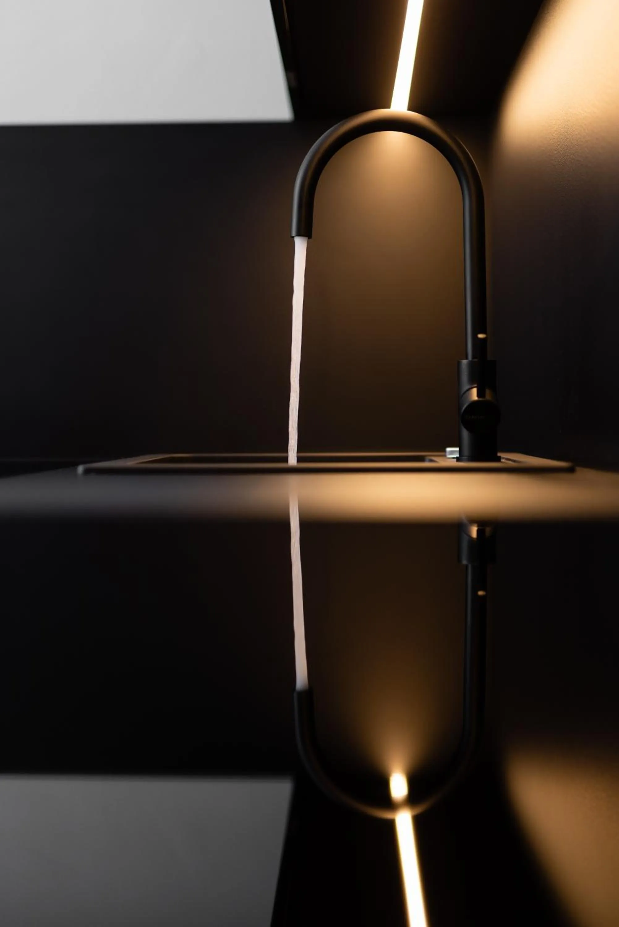 kitchen in Max Mountain Apartments