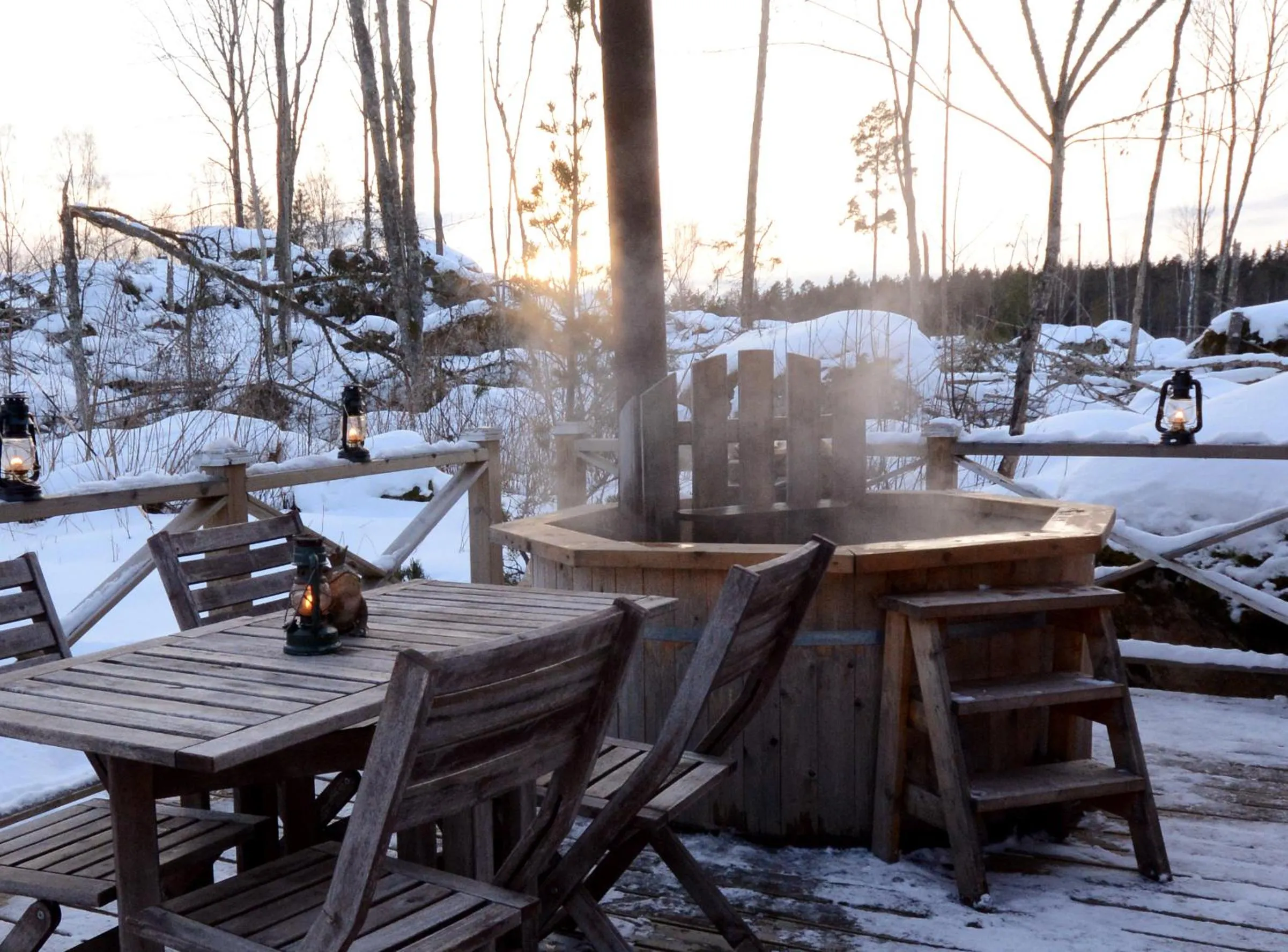 Hot Tub in Eden's Garden Cottages