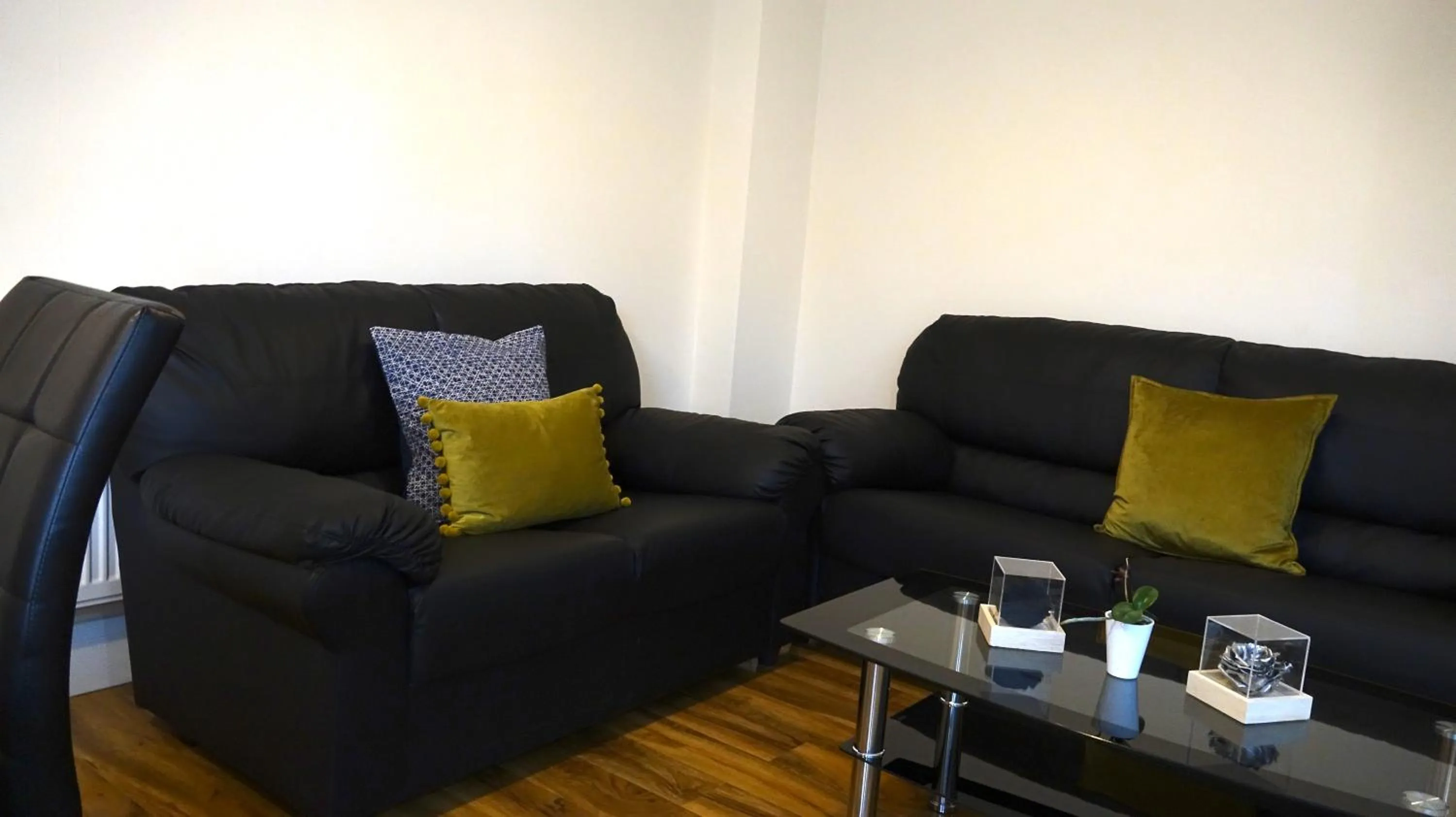 Bathroom in Heathrow Ensuite Rooms- Auto check in