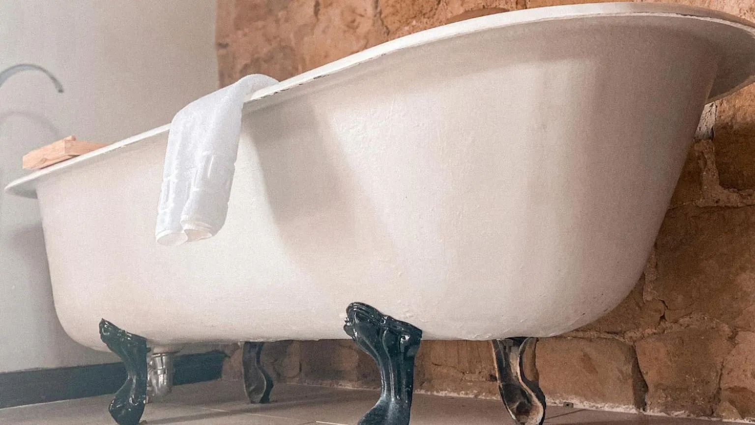 Bath in Horsley Lodge