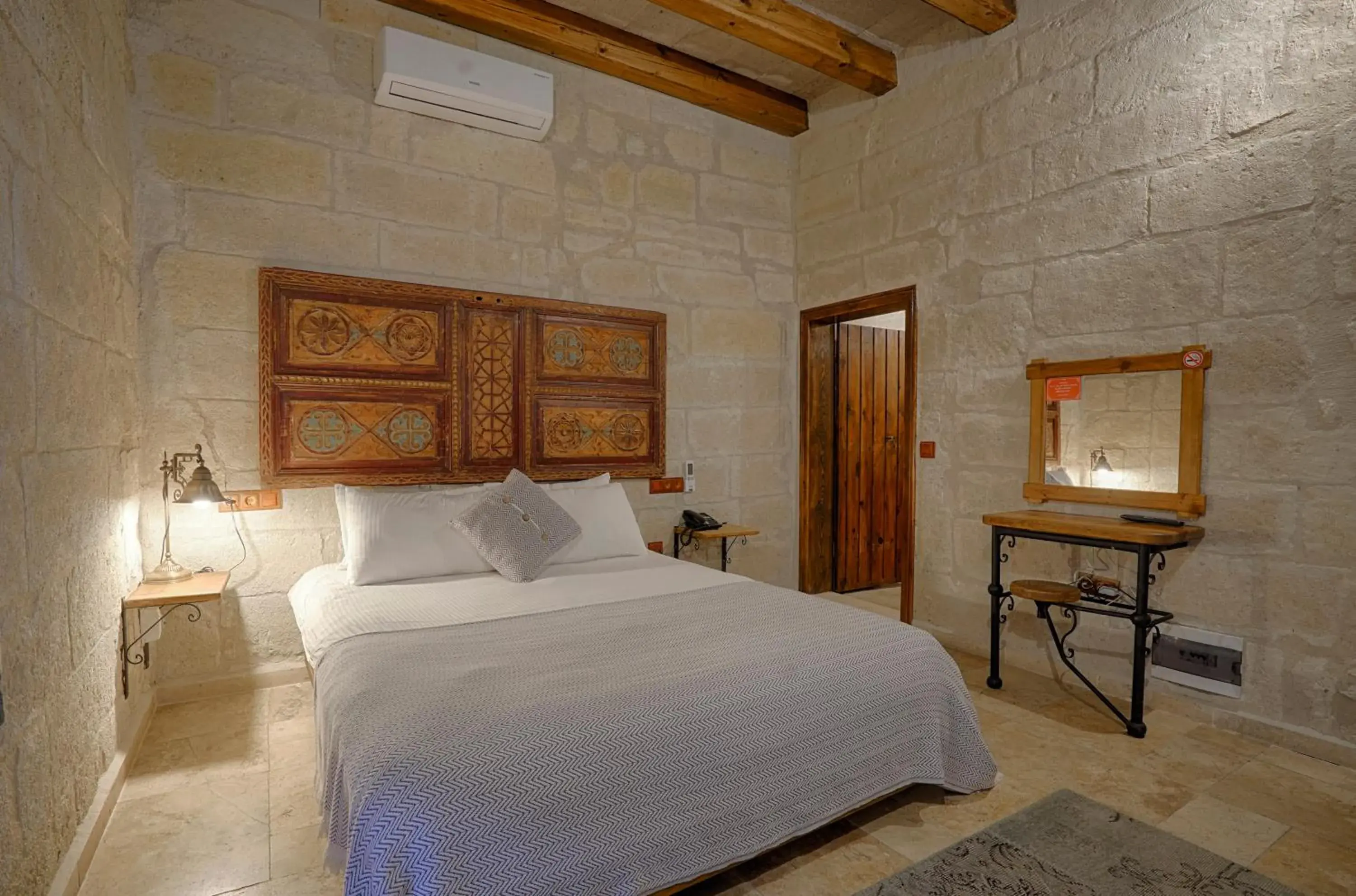 Photo of the whole room, Bed in Henna Hotel-Adults Only Photo of the whole room, Bed in Henna Hotel-Adults Only