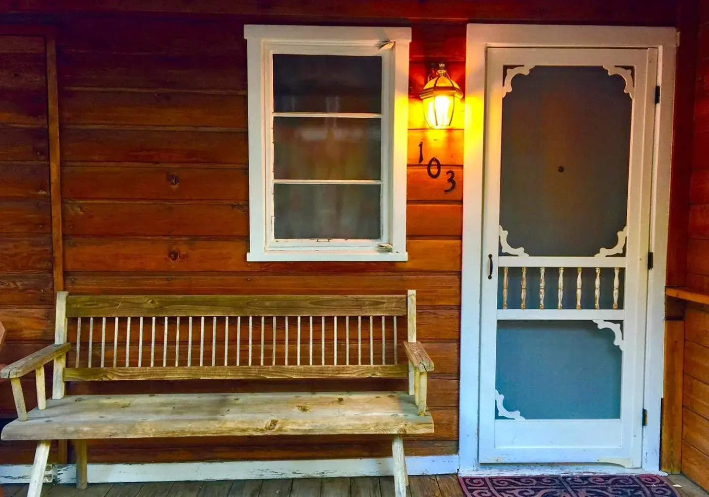 Budget Double Room in Giant Oaks Lodge Budget Double Room in Giant Oaks Lodge