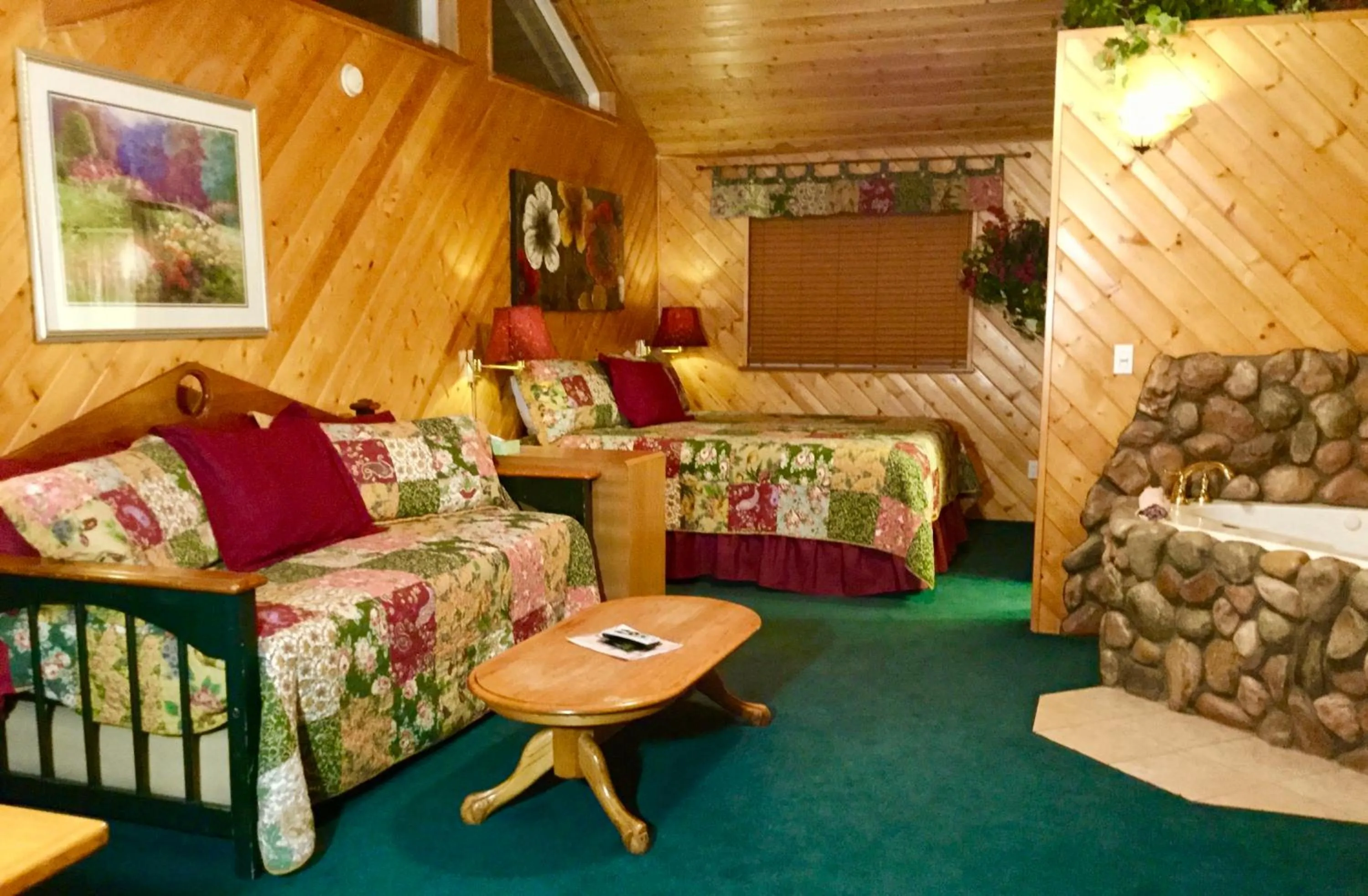 Bed in Giant Oaks Lodge