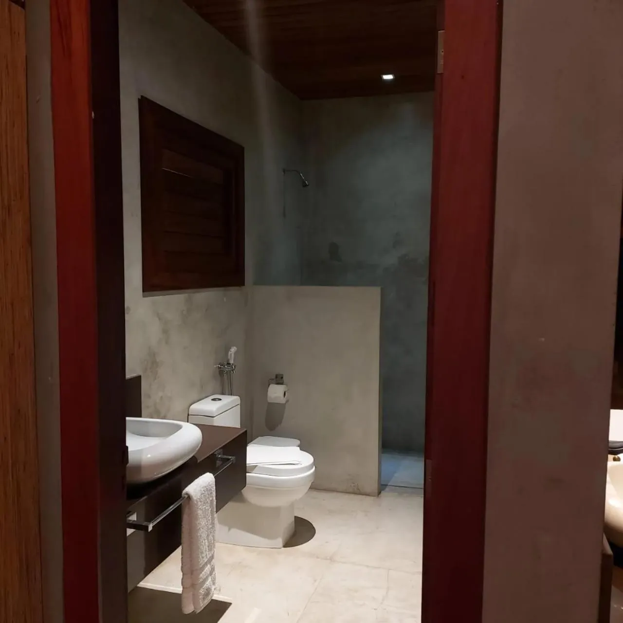 Toilet in Hotel Villaggio Tudo Bom