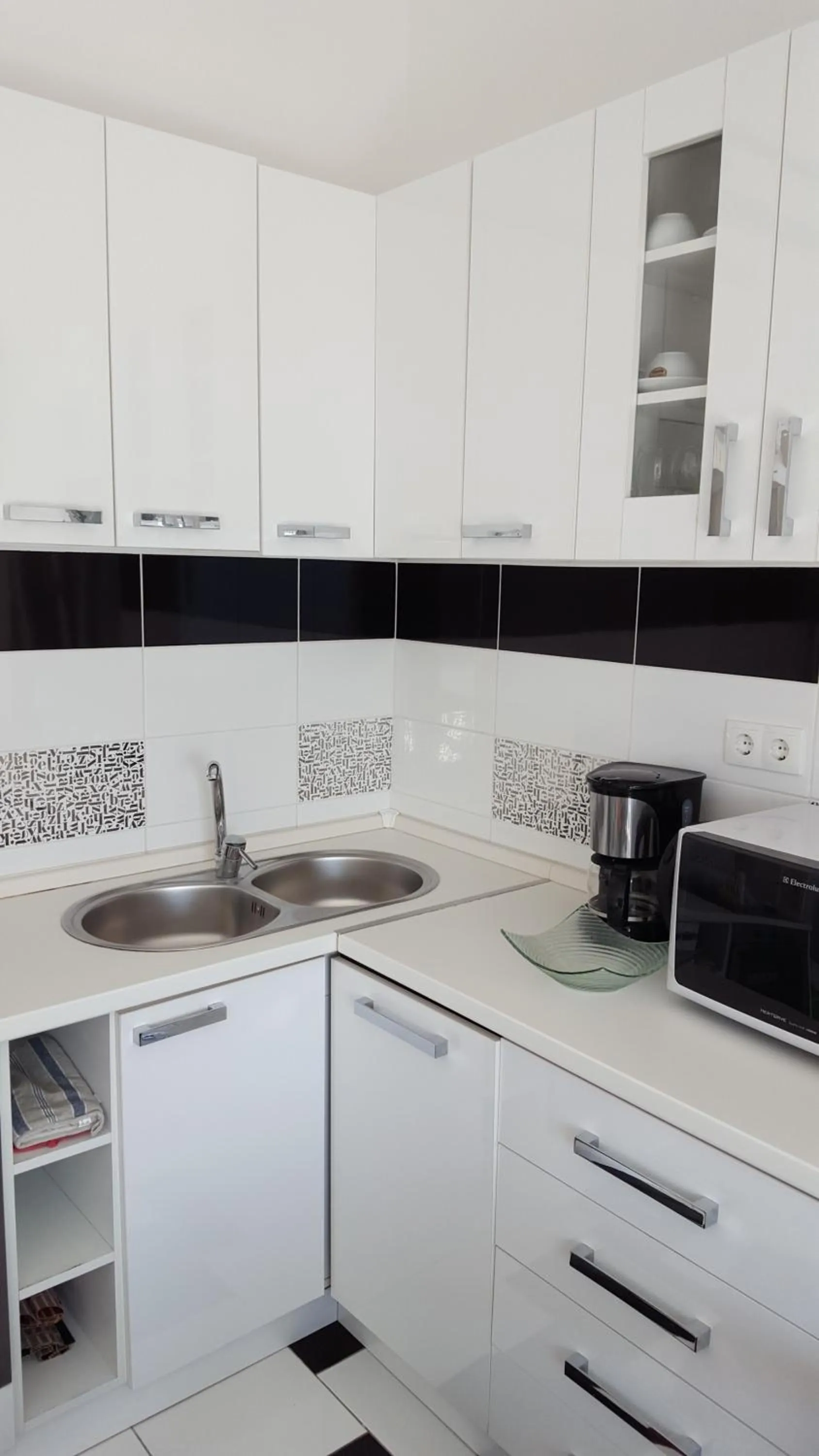 Kitchen or kitchenette in Villa Stegic