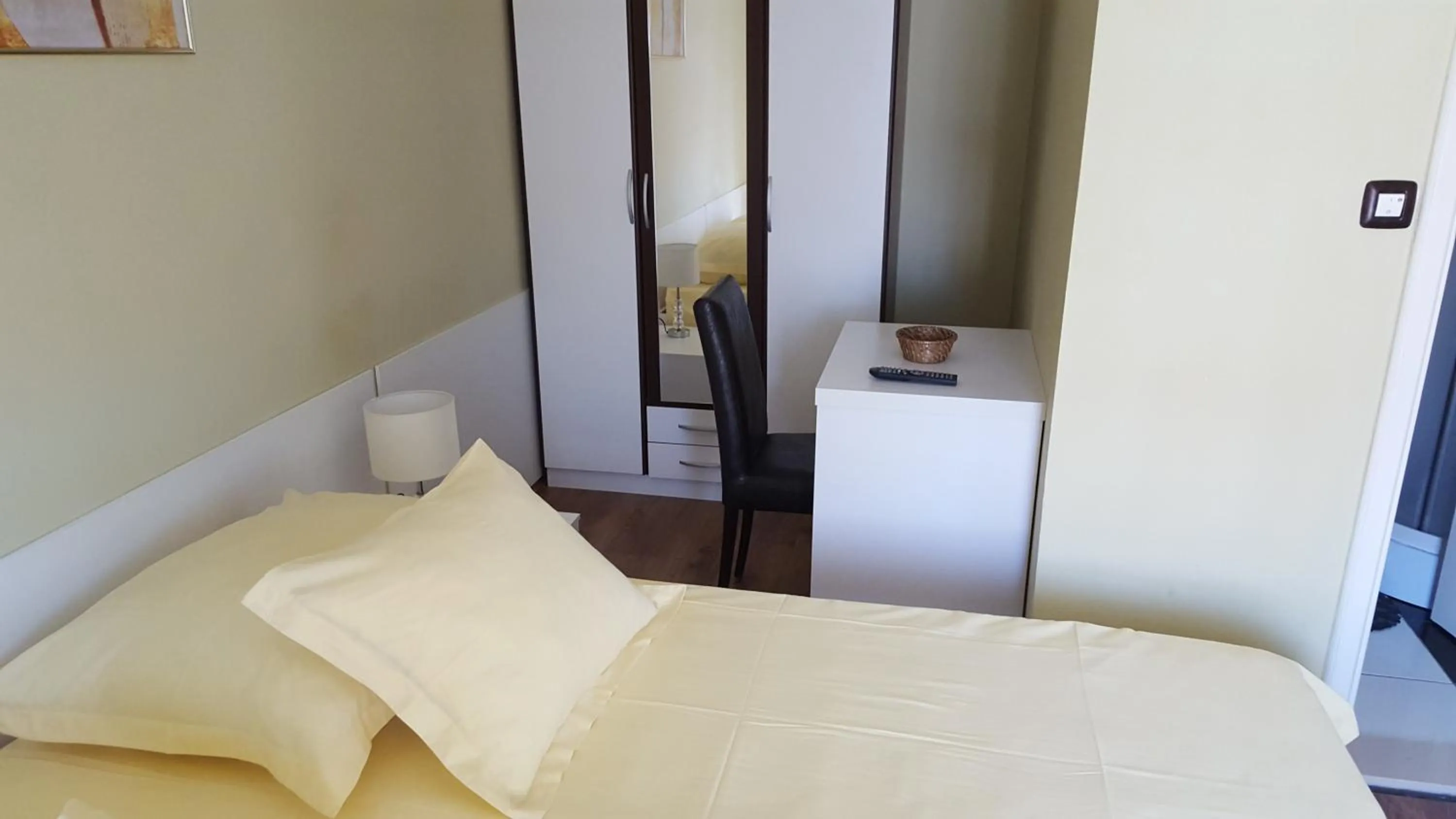 Bedroom, Bed in Villa Stegic