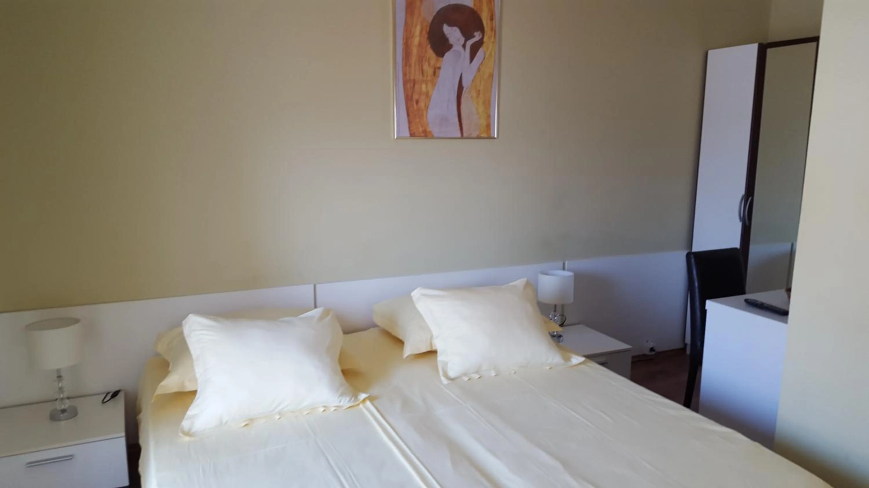 Bedroom, Bed in Villa Stegic