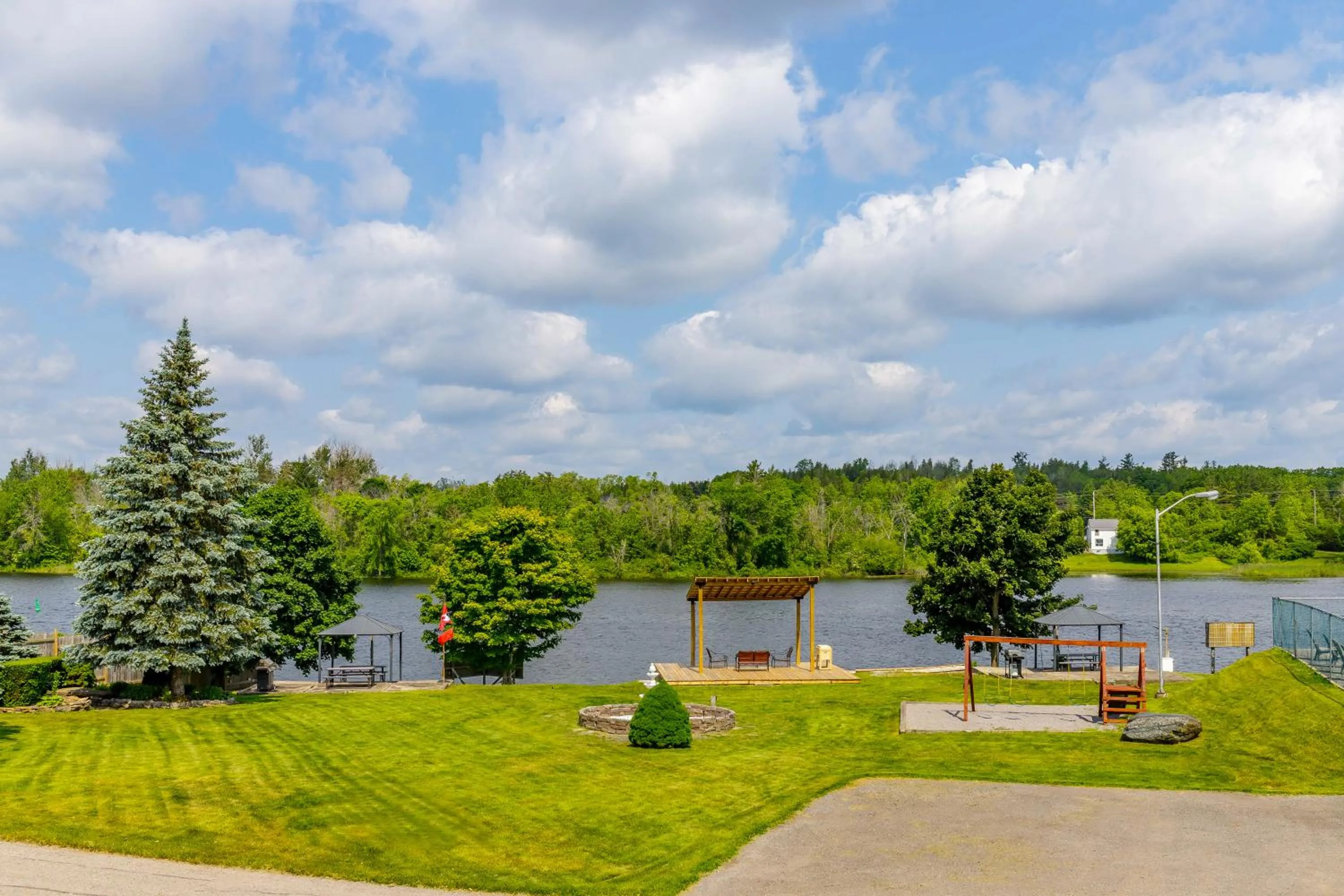 Lake view in Motel 6 Campbellford, ON