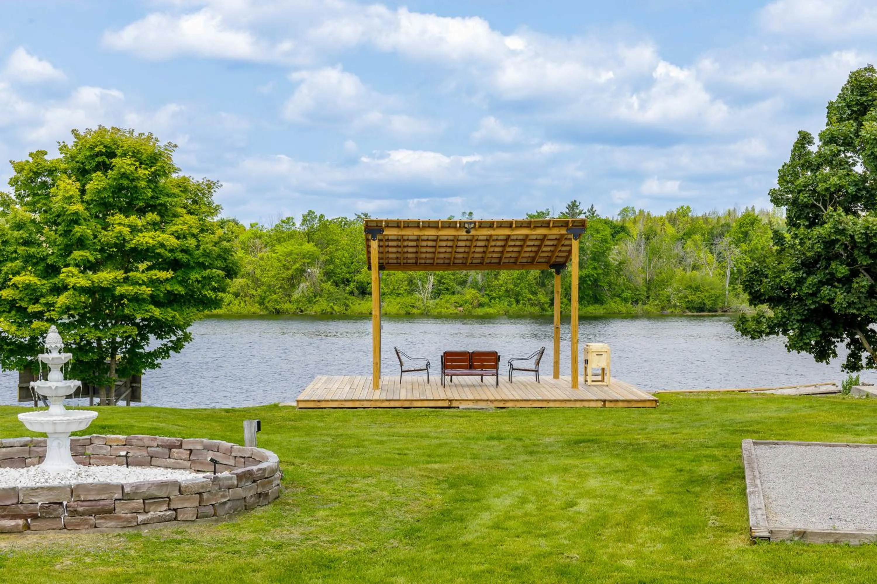 Natural landscape in Motel 6 Campbellford, ON