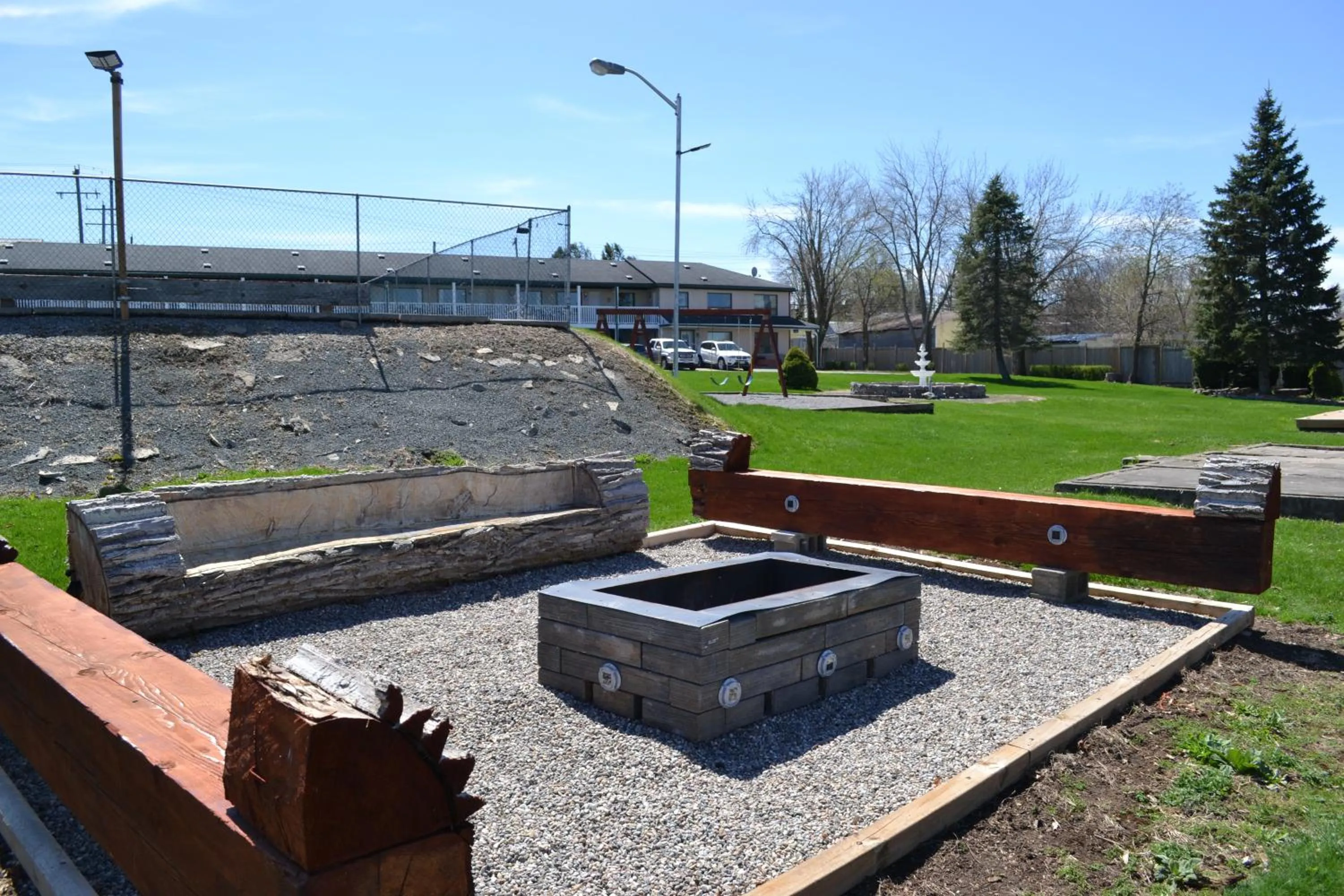 fireplace in Motel 6 Campbellford, ON