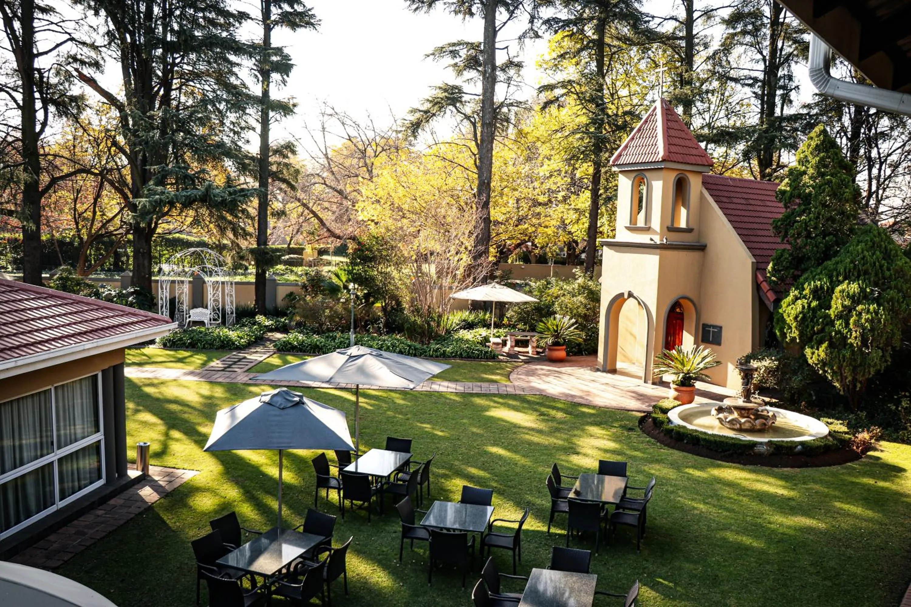 Property building in Three Rivers Lodge and Villas