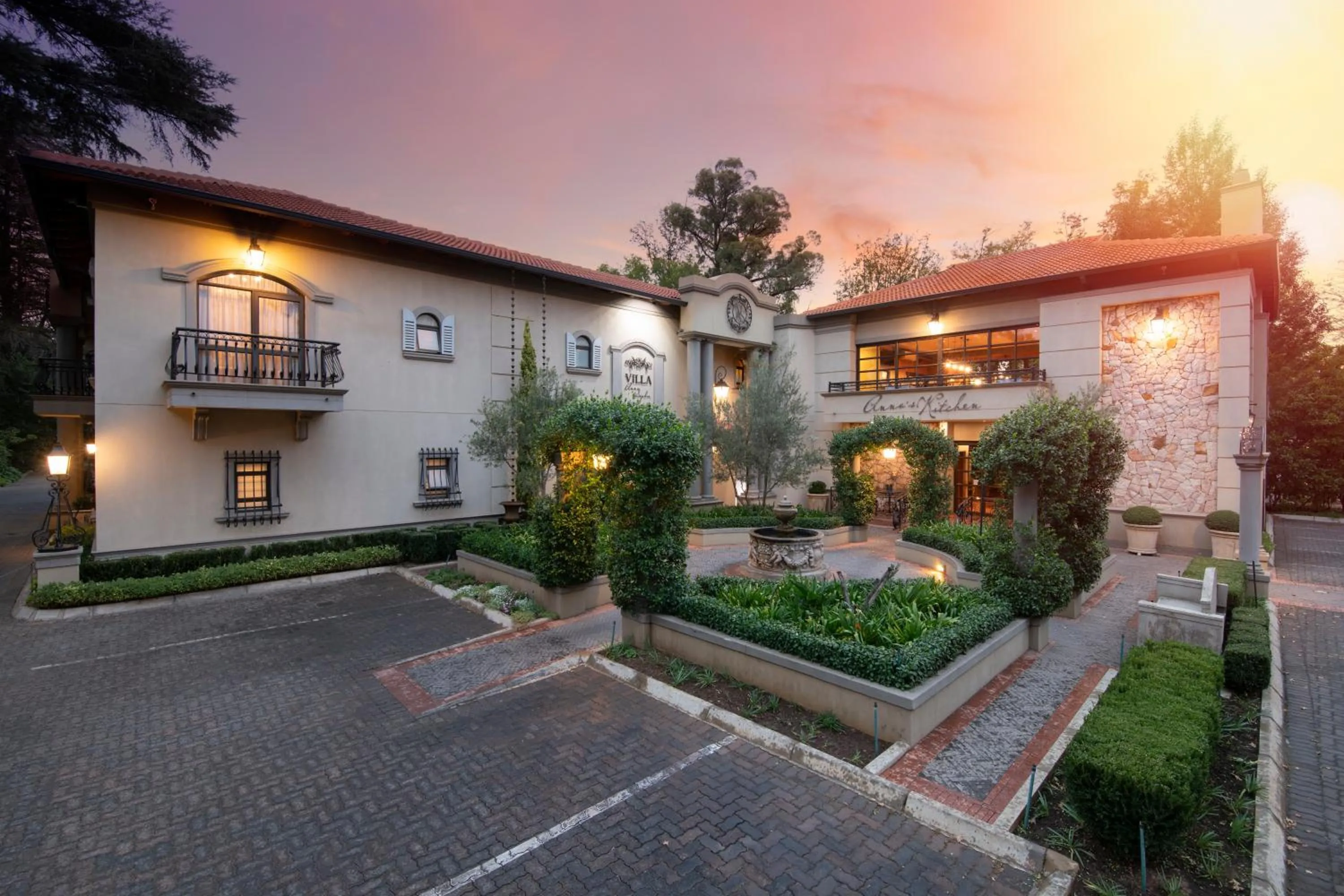 Property building in Three Rivers Lodge and Villas