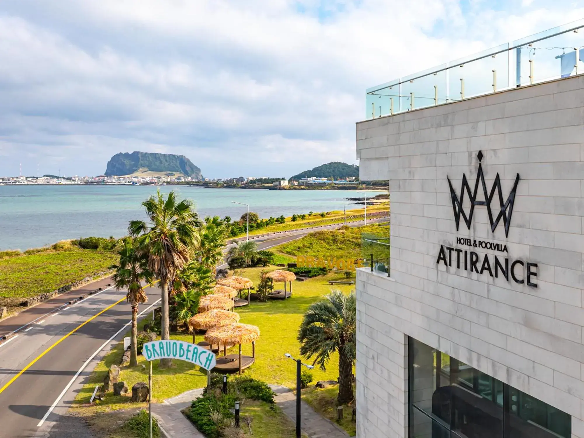 Property building in Jeju Attirance Hotel & poolvilla Property building in Jeju Attirance Hotel & poolvilla