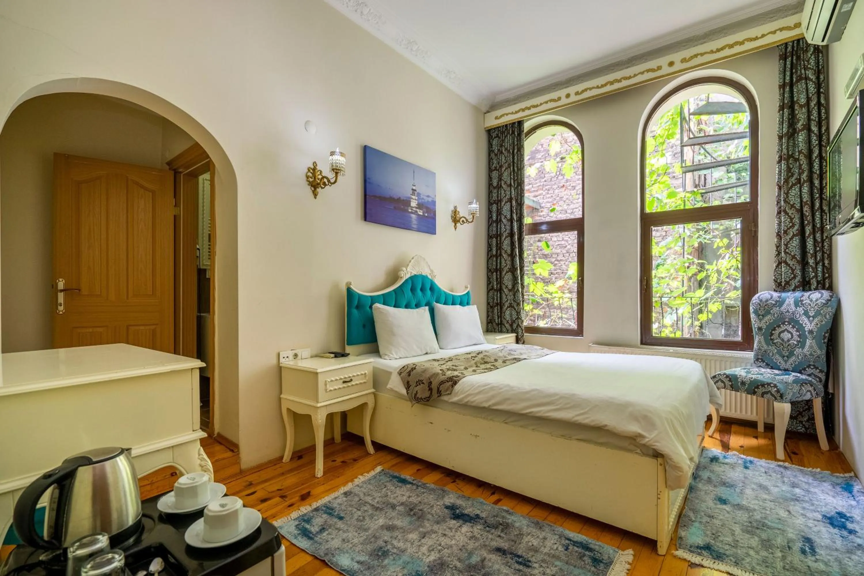 Bed in Gedikpasa Konagi Hotel