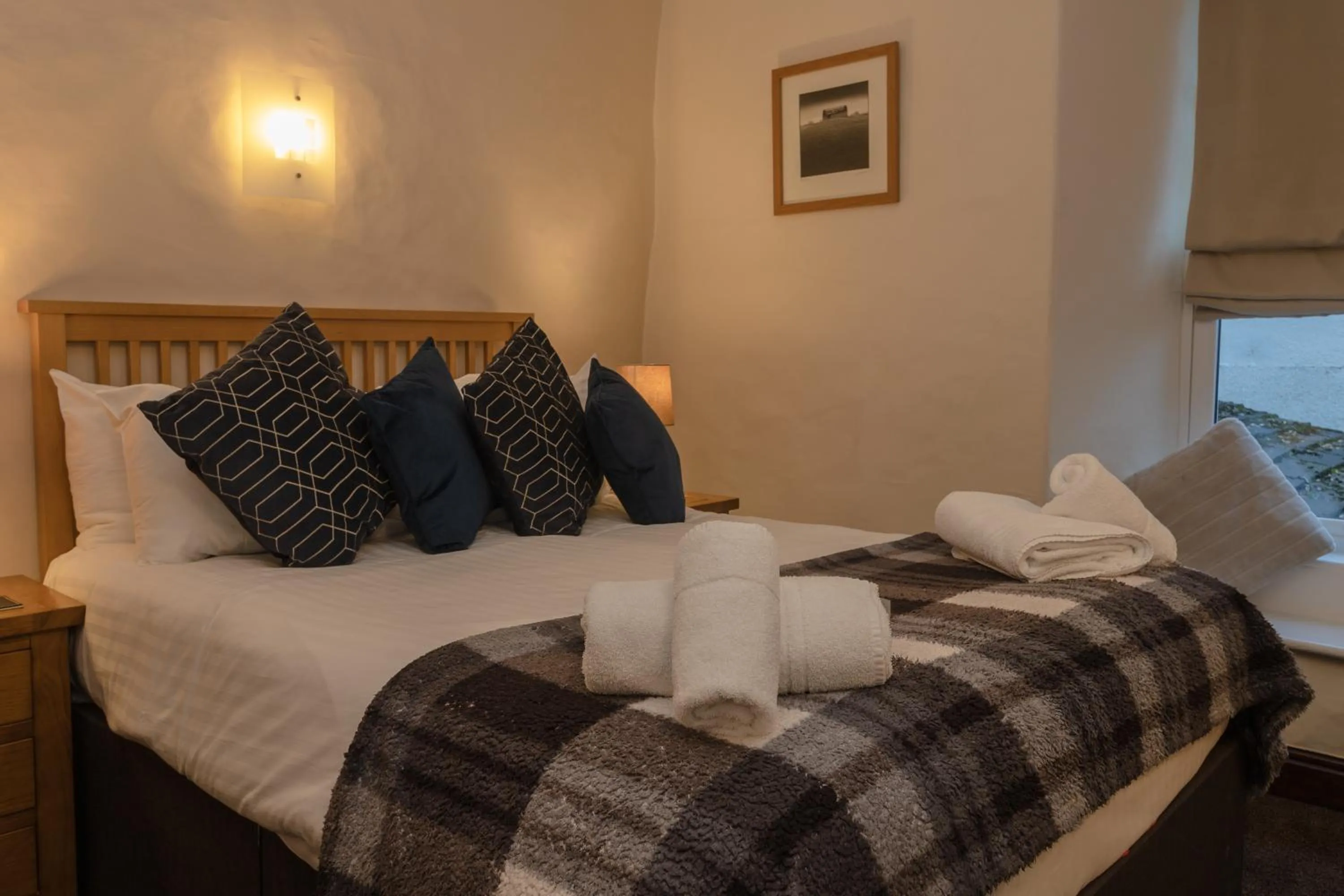 Bed in The Wheatsheaf Inn