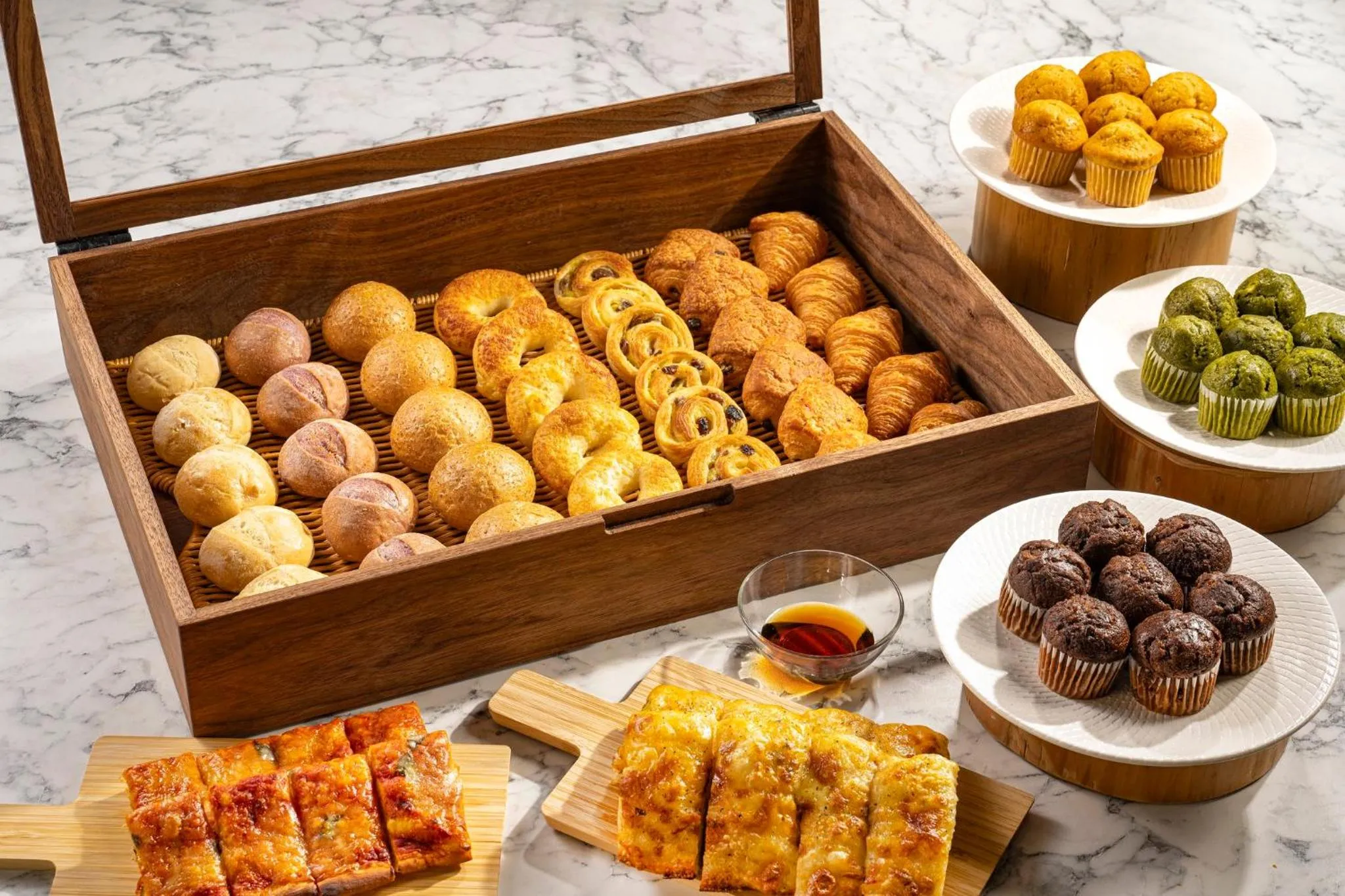 Restaurant/places to eat in Holiday Inn & Suites Shin Osaka by IHG