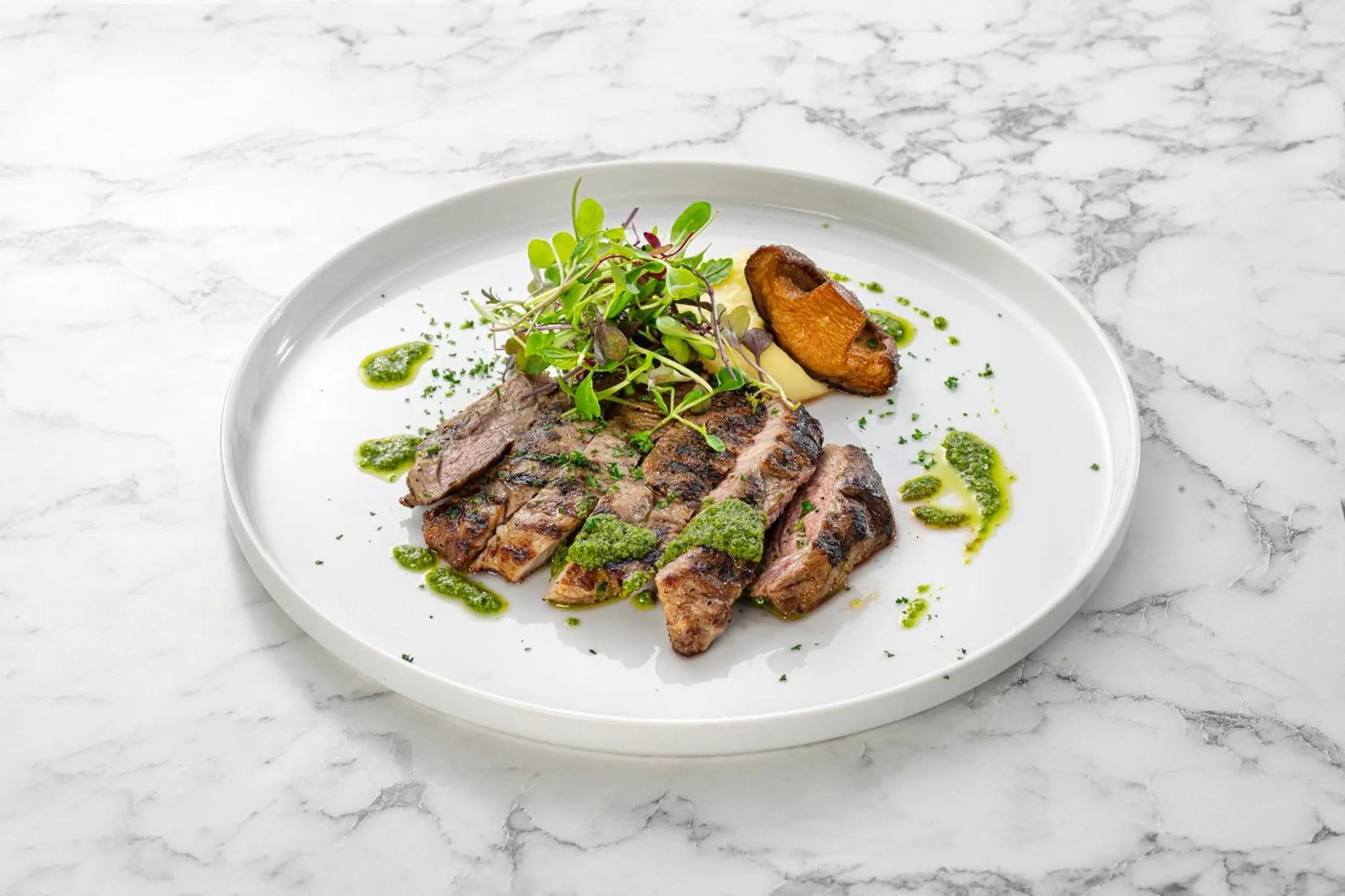 Restaurant/places to eat in Holiday Inn & Suites Shin Osaka by IHG