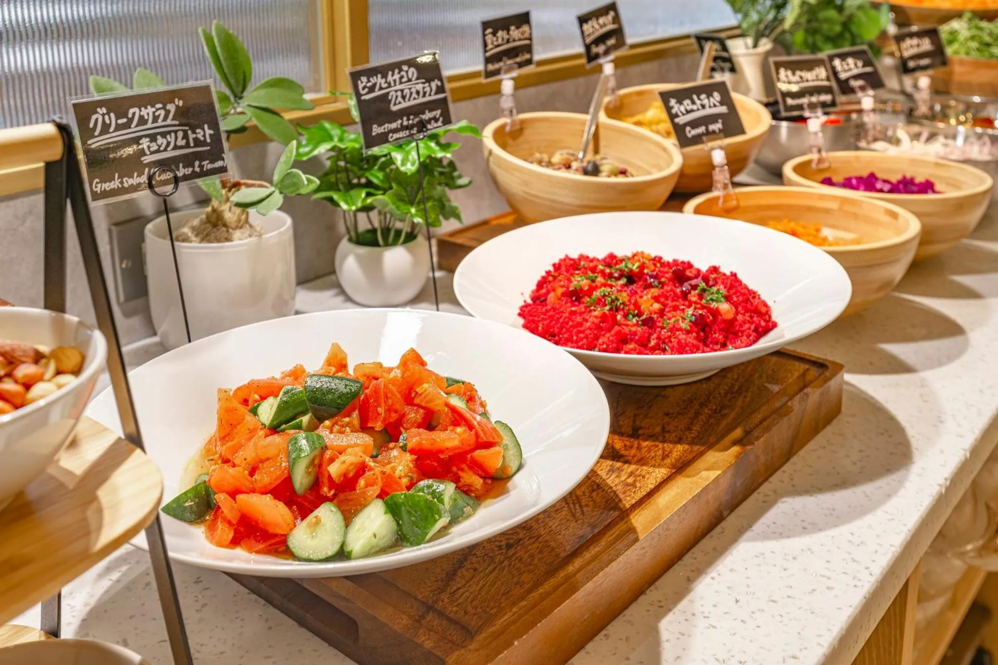 Restaurant/places to eat in Holiday Inn & Suites Shin Osaka by IHG