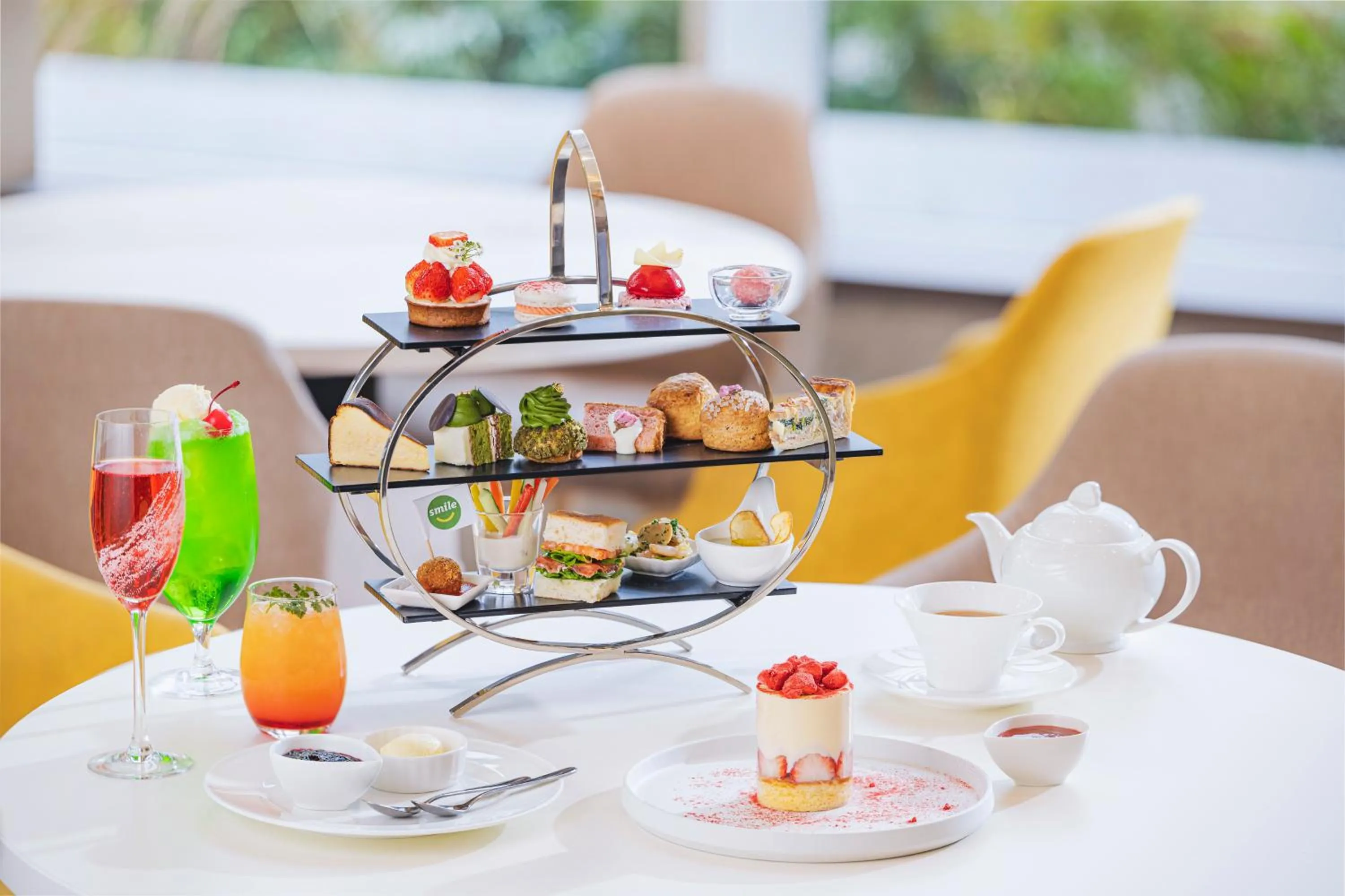 Food in Holiday Inn & Suites Shin Osaka by IHG