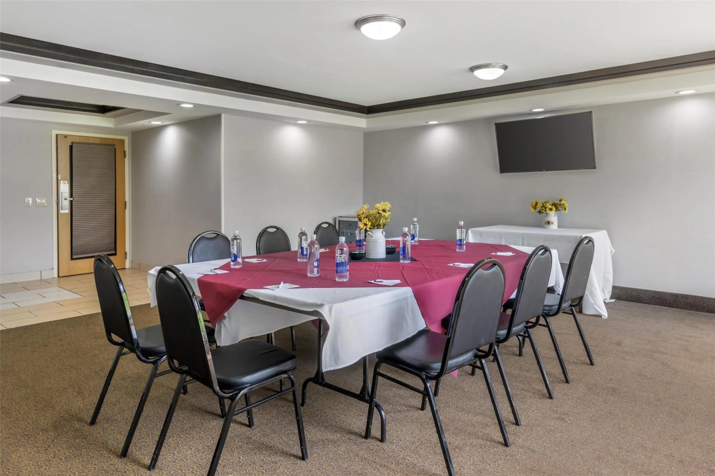 Meeting/conference room in Best Western Plus Keene Hotel
