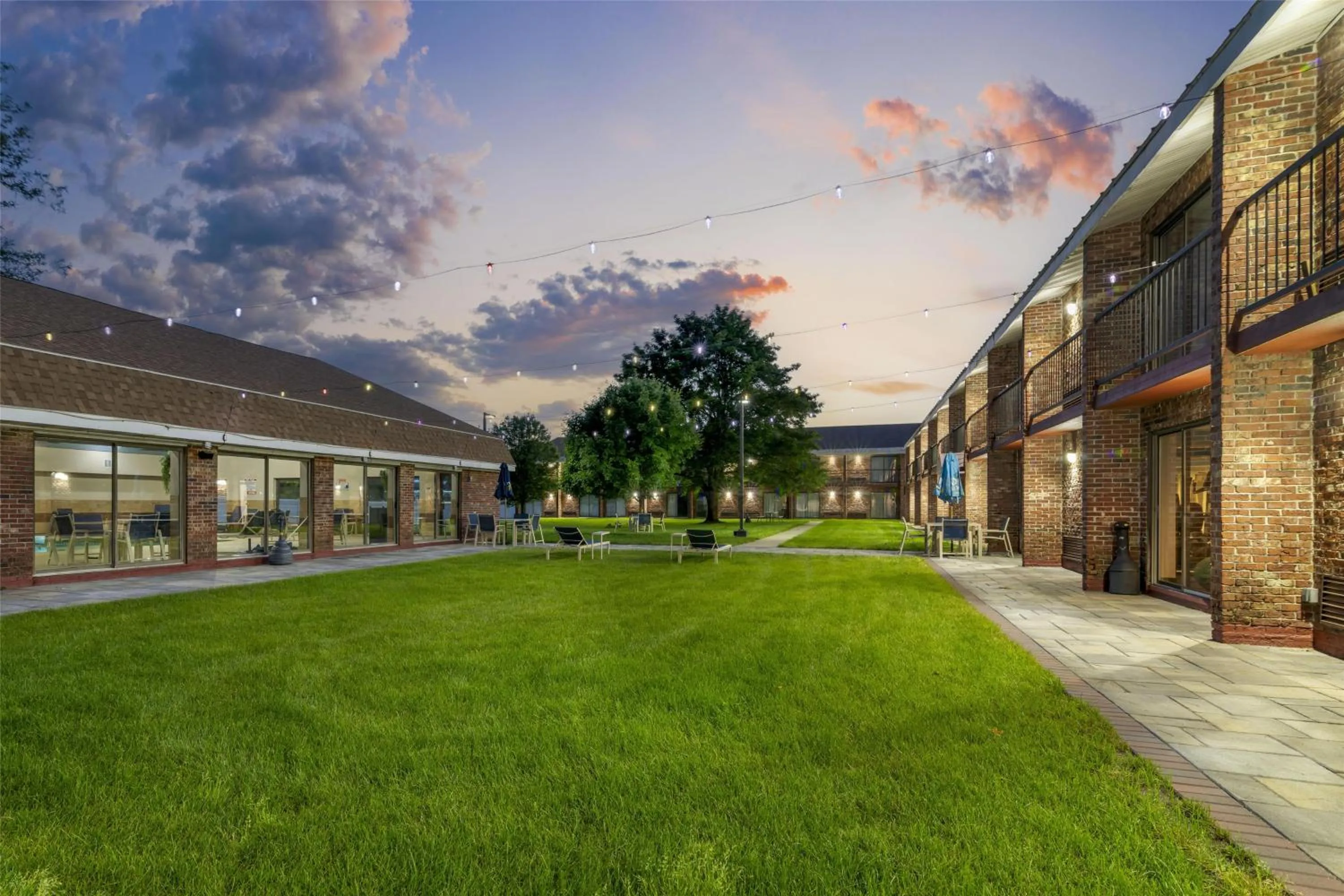 Property building in Best Western Plus Keene Hotel