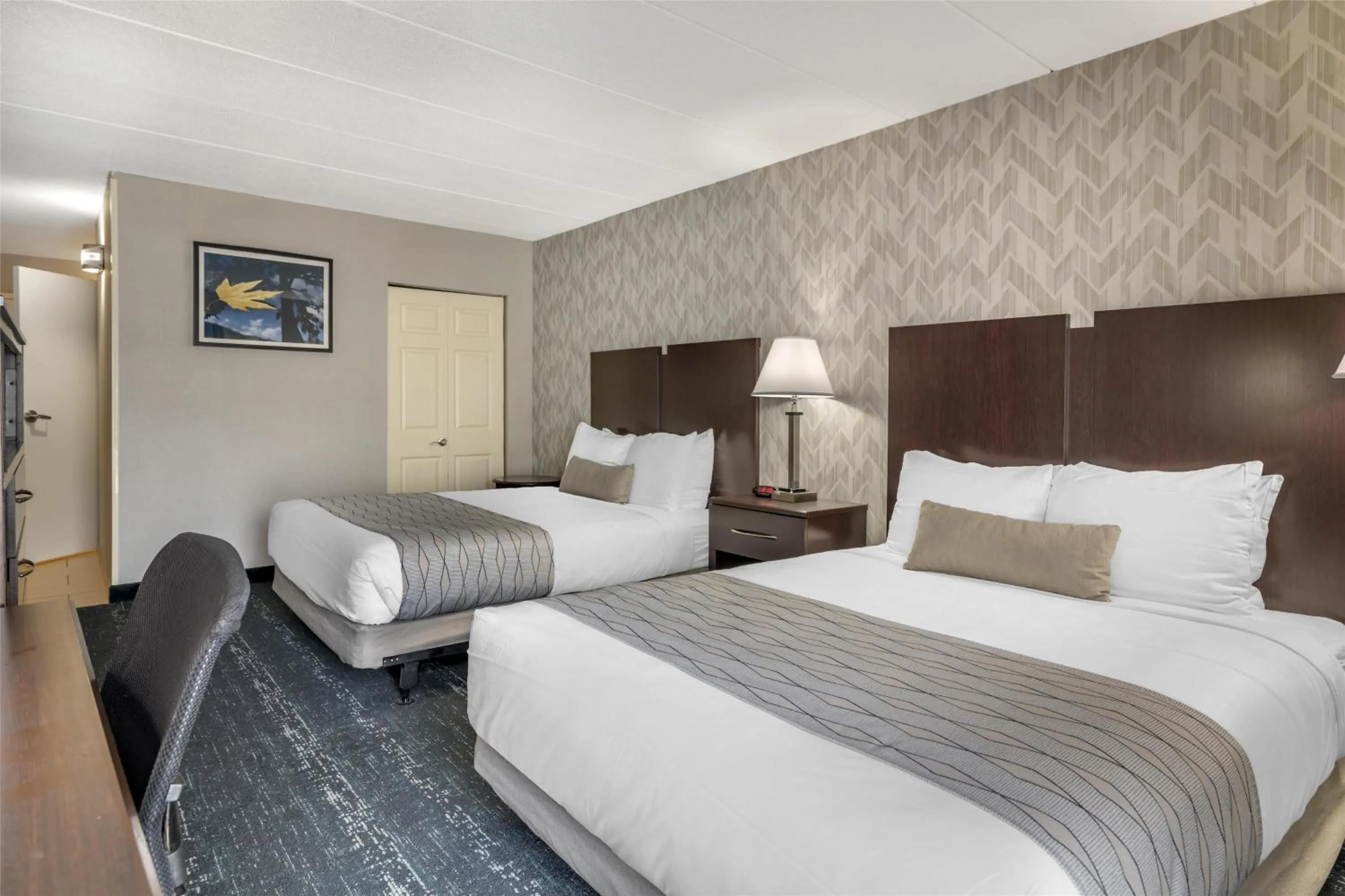 Bedroom, Bed in Best Western Plus Keene Hotel