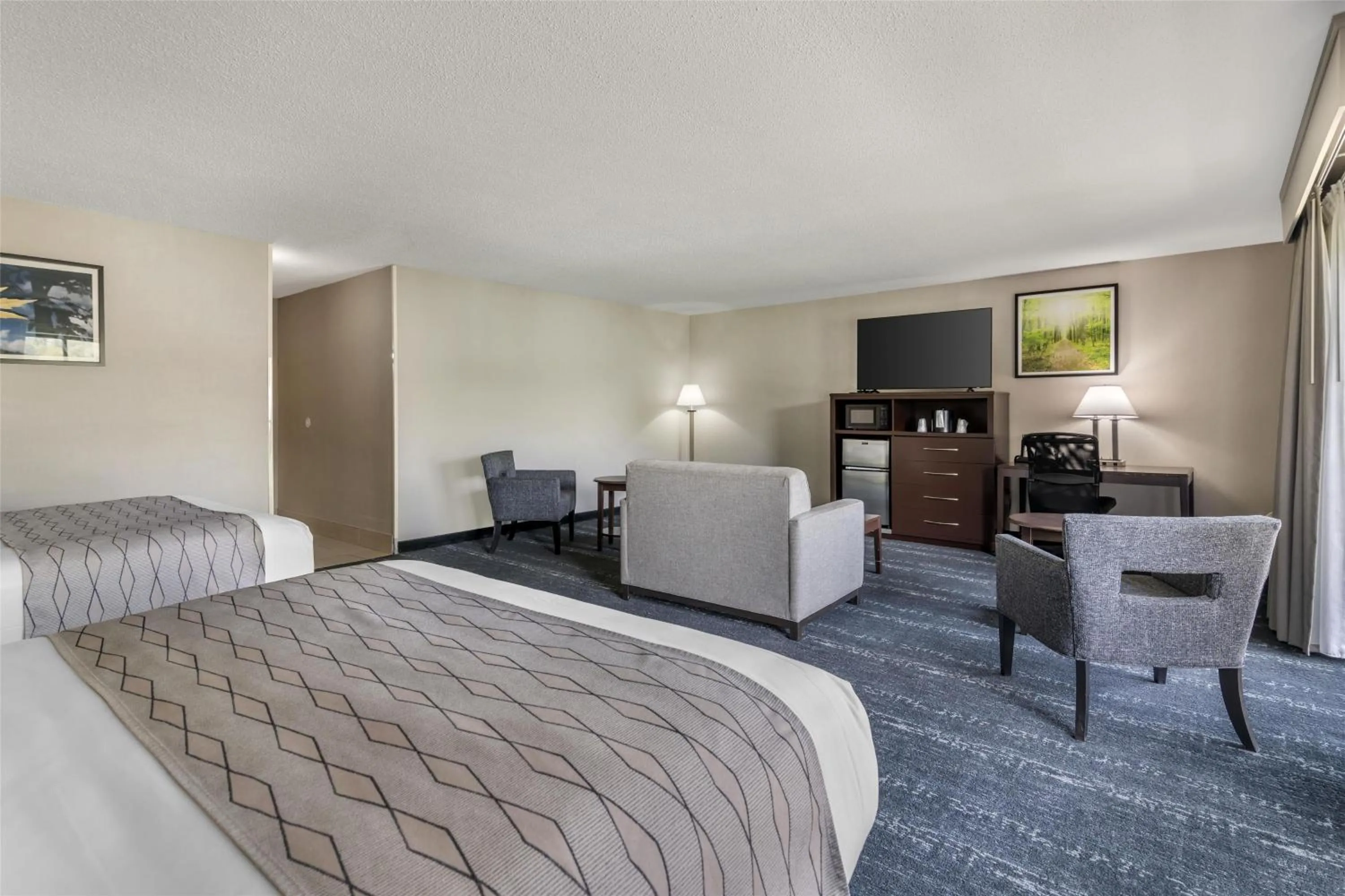 Bedroom, Bed in Best Western Plus Keene Hotel