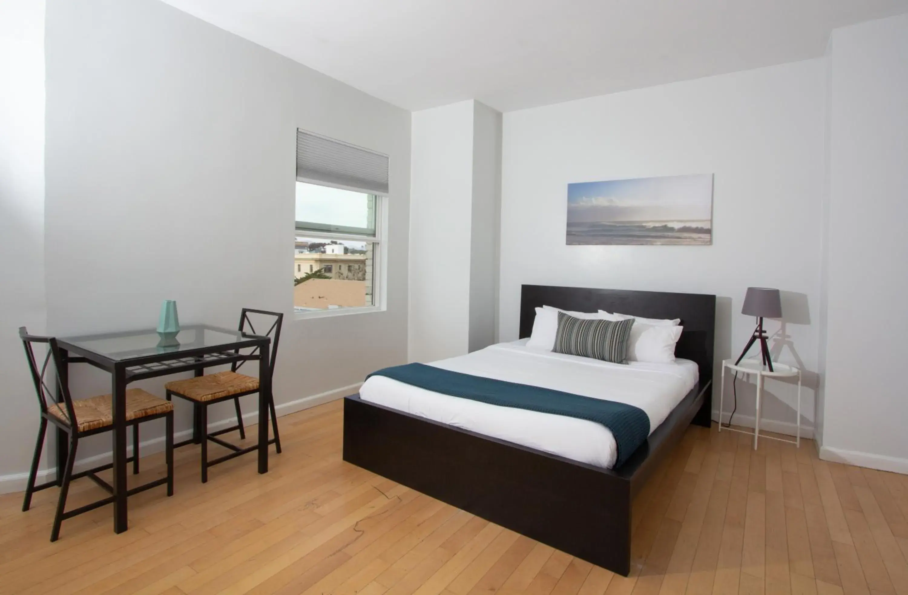 Bed in AIR Venice on the Beach Bed in AIR Venice on the Beach