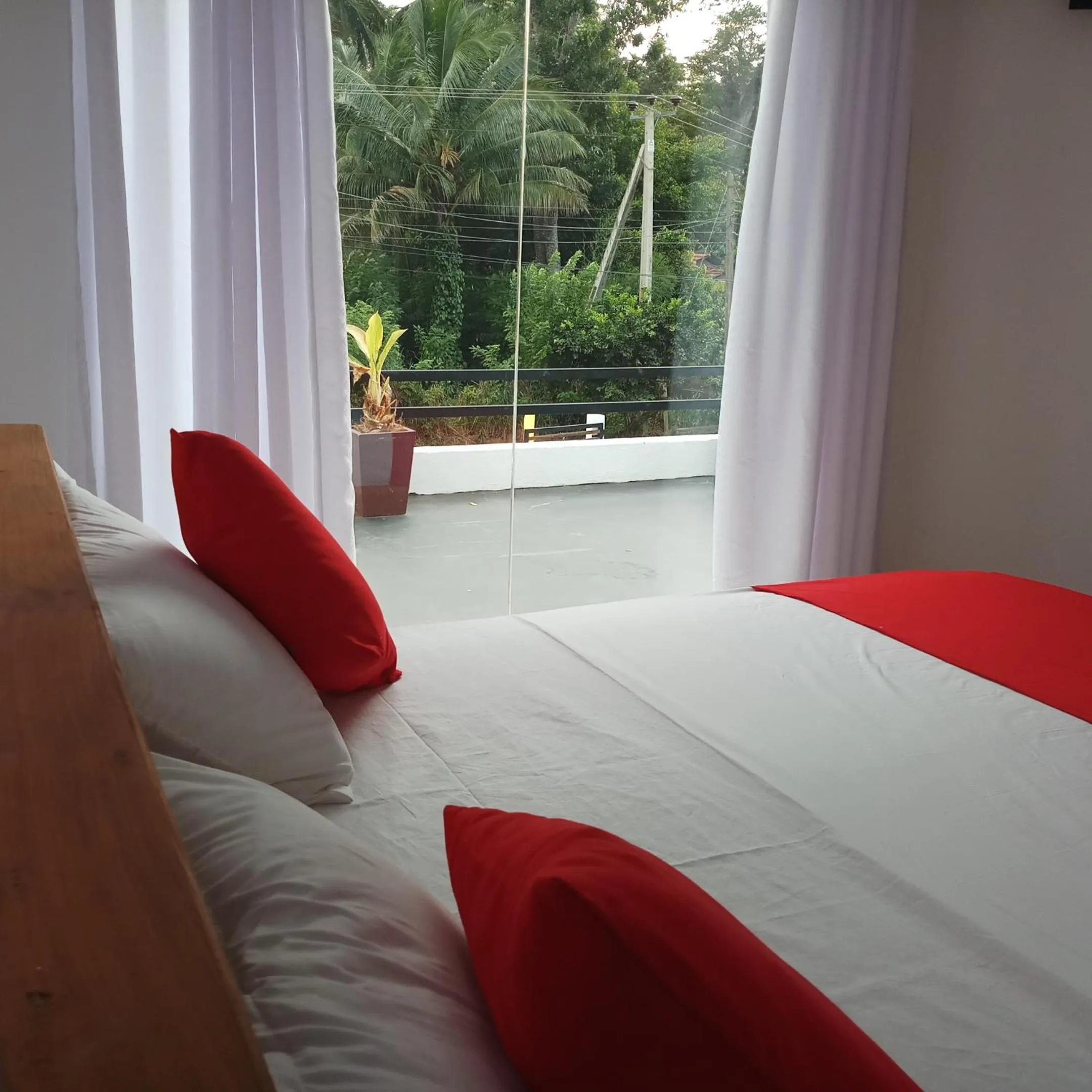 Bed in Cassia Udawalawe