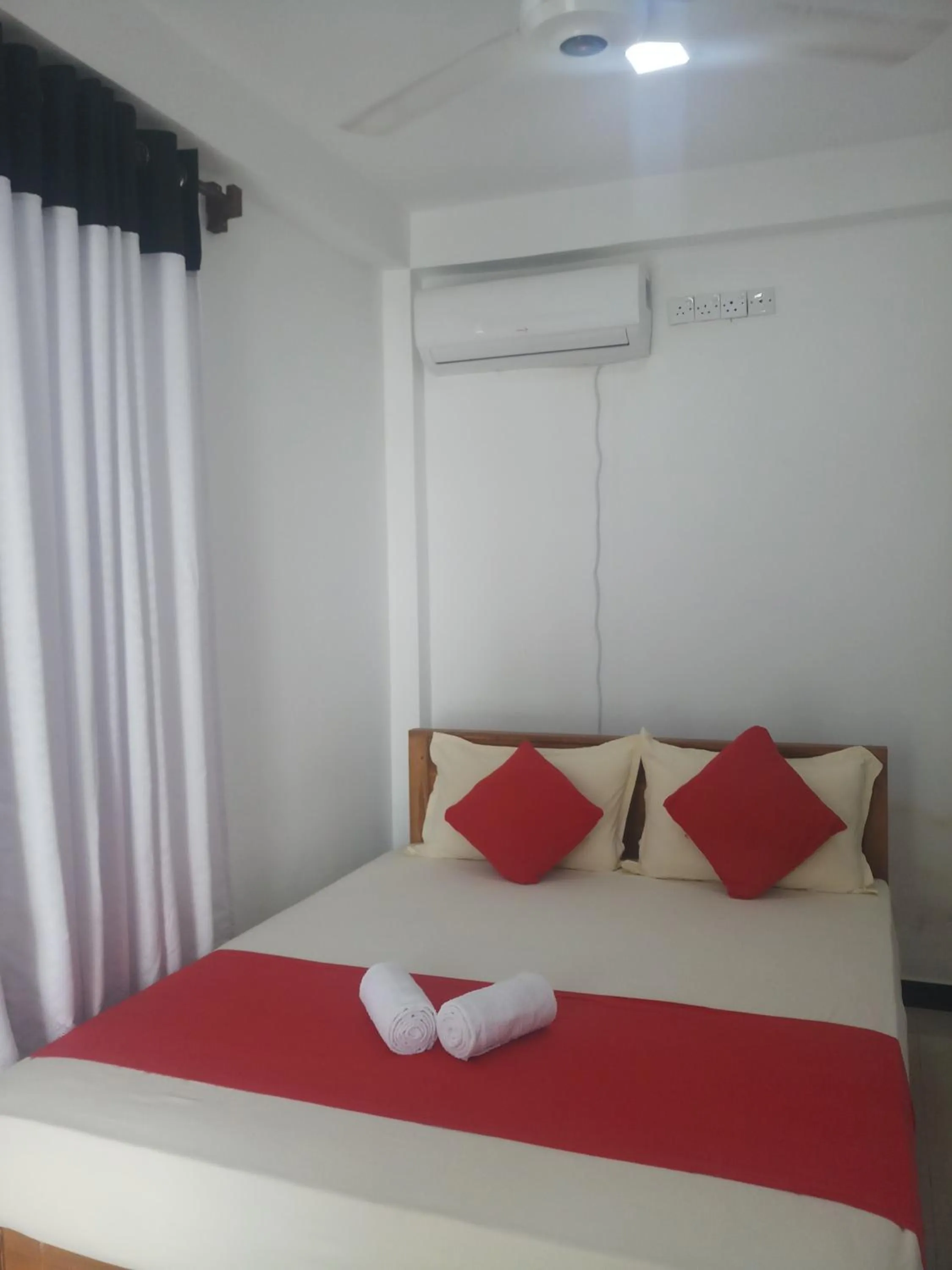 Bedroom, Bed in Cassia Udawalawe