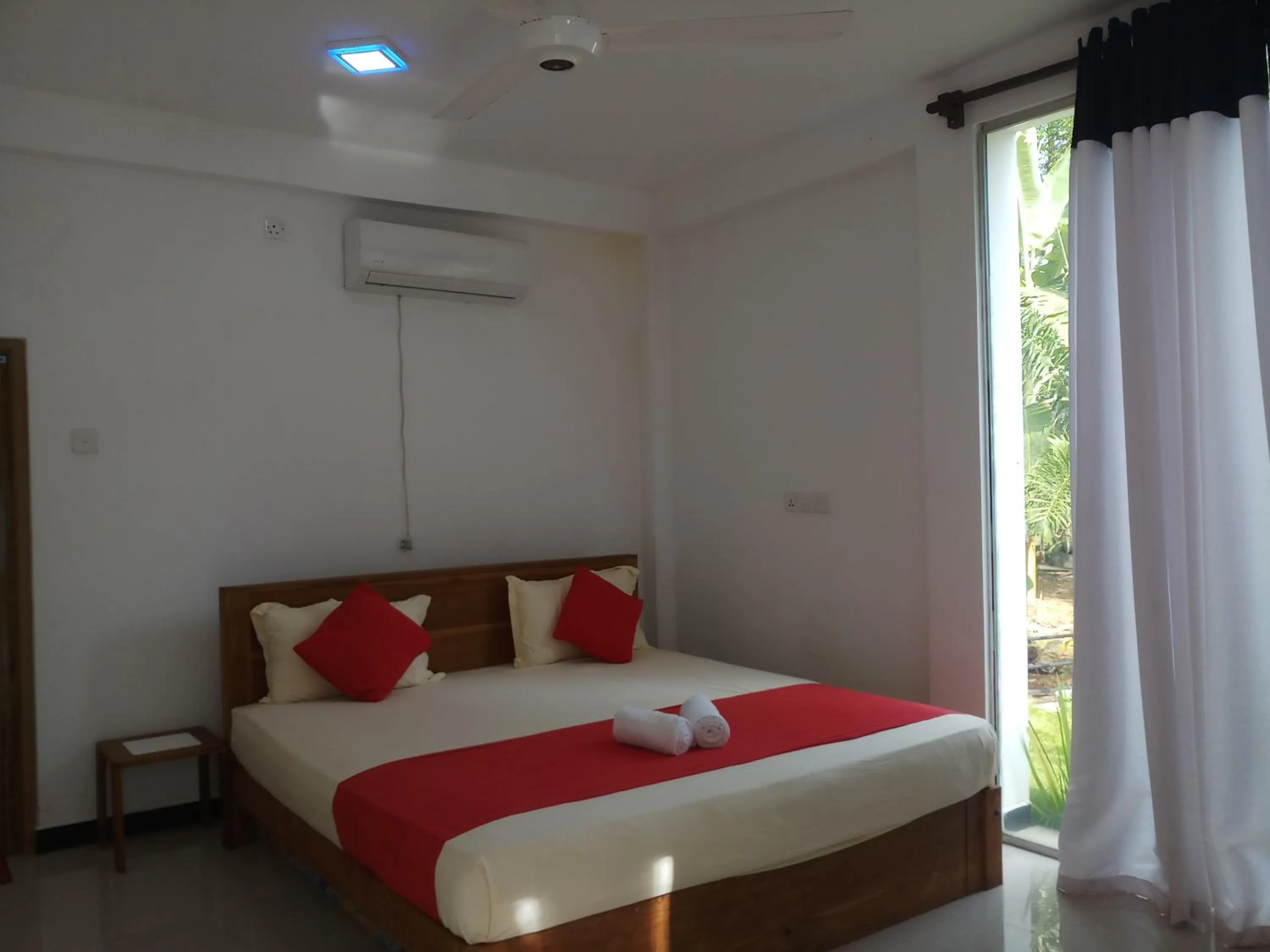 Bedroom, Bed in Cassia Udawalawe