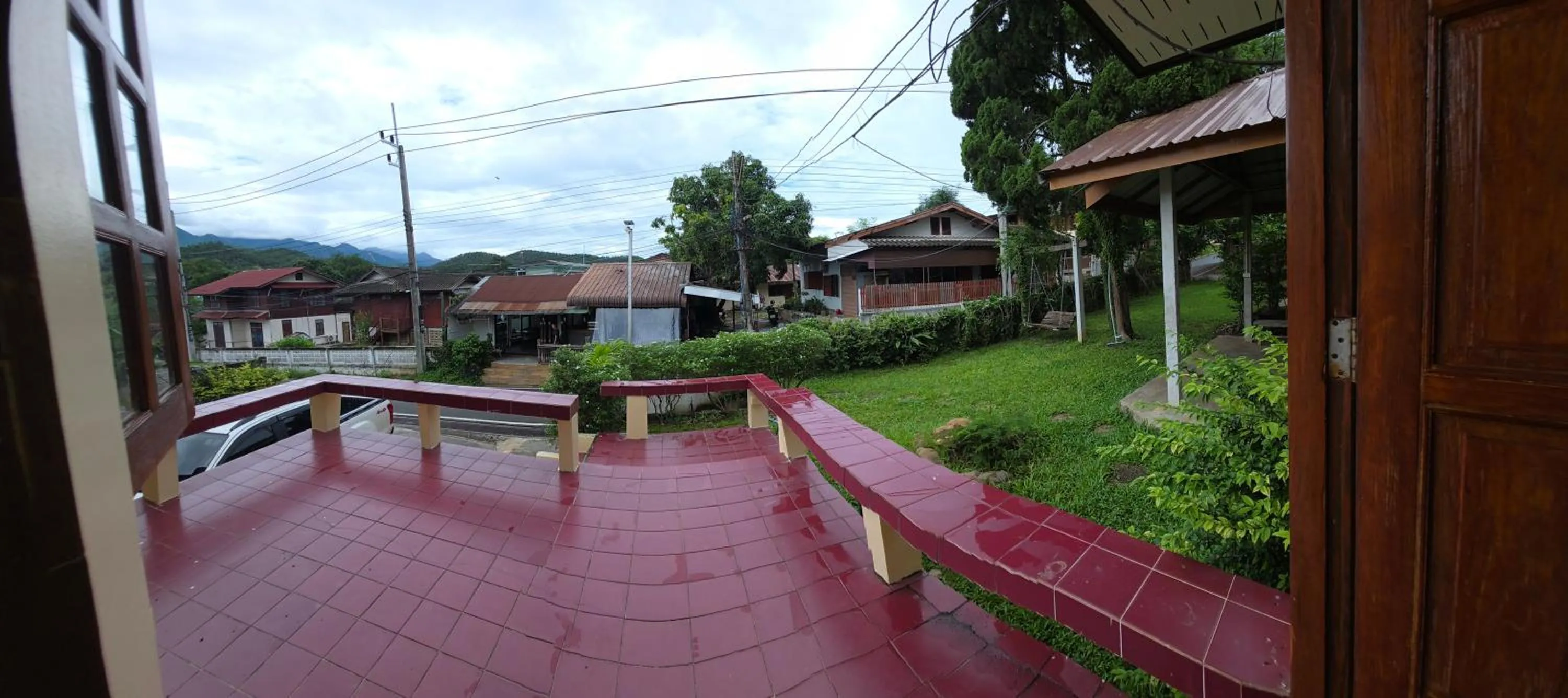 Garden in P.L.P Guesthouse - Mae Hong Son