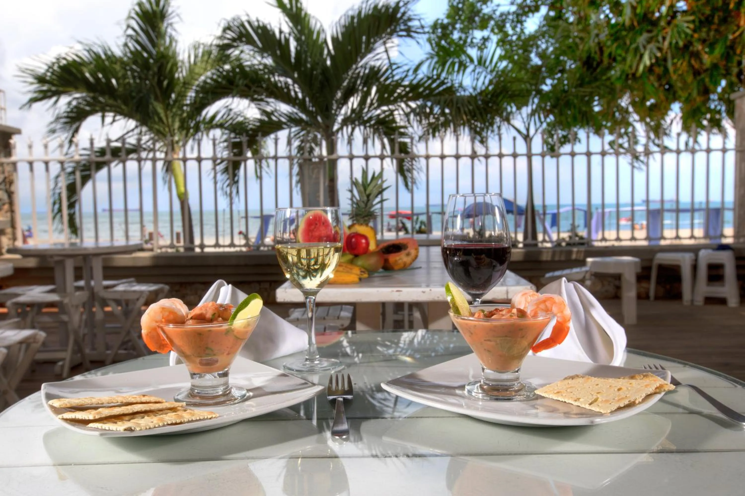 Restaurant/places to eat in Hotel Santorini Resort