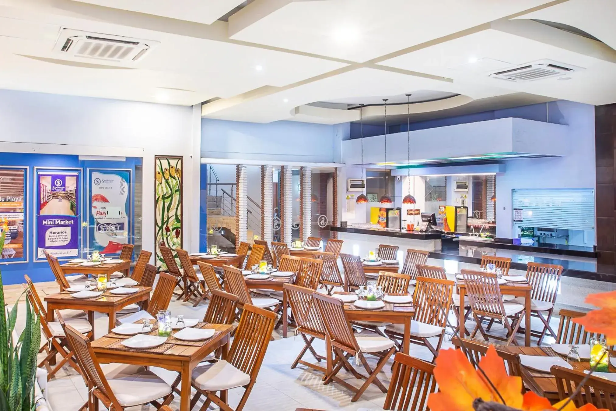 Restaurant/places to eat in Hotel Santorini Resort Restaurant/places to eat in Hotel Santorini Resort