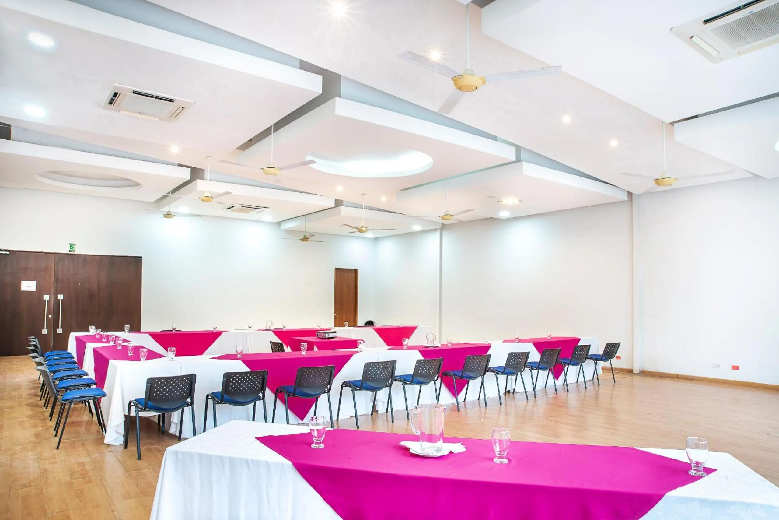 Meeting/conference room in Hotel Santorini Resort
