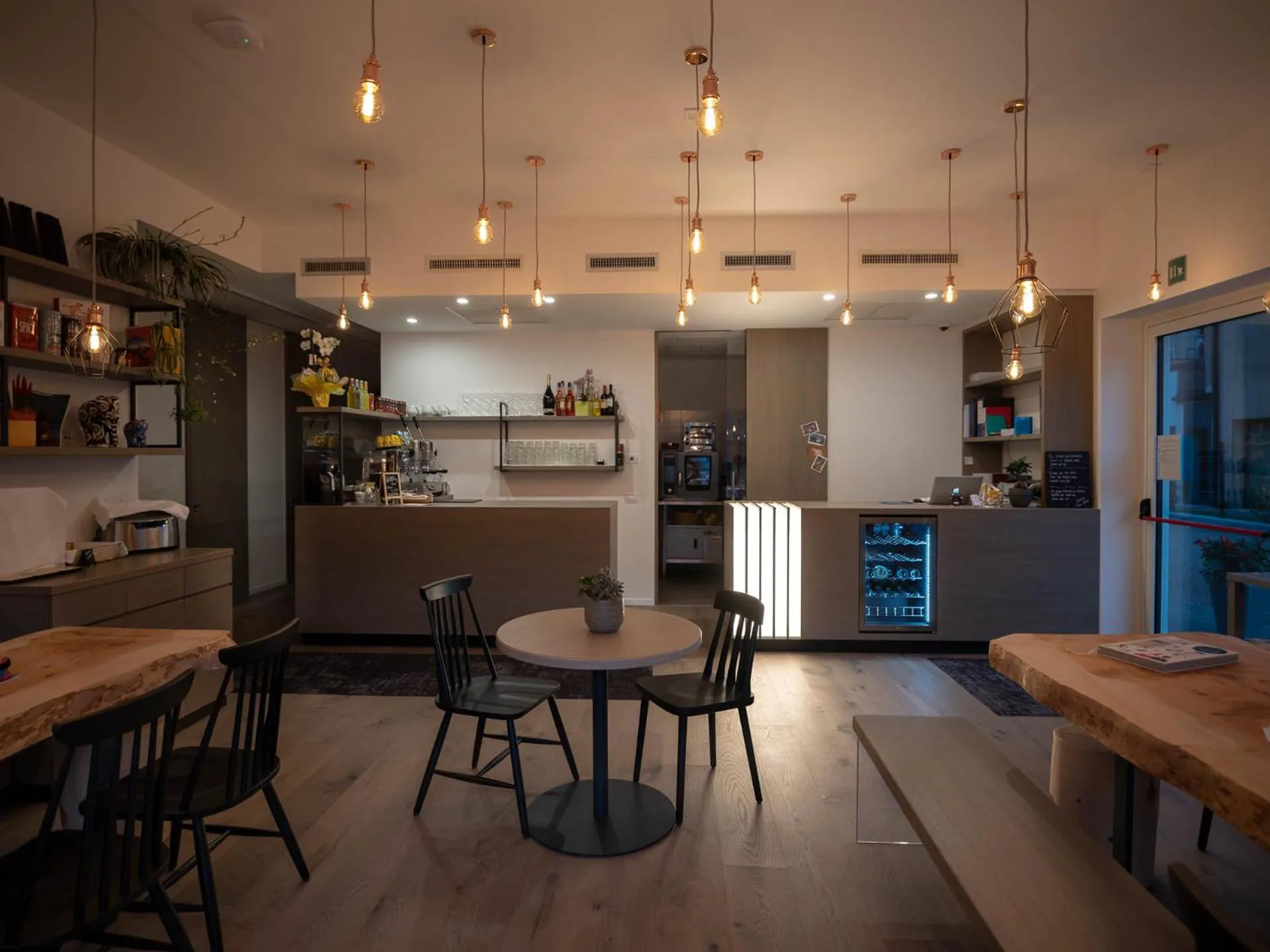 Communal lounge/ TV room in Glocal Torbole